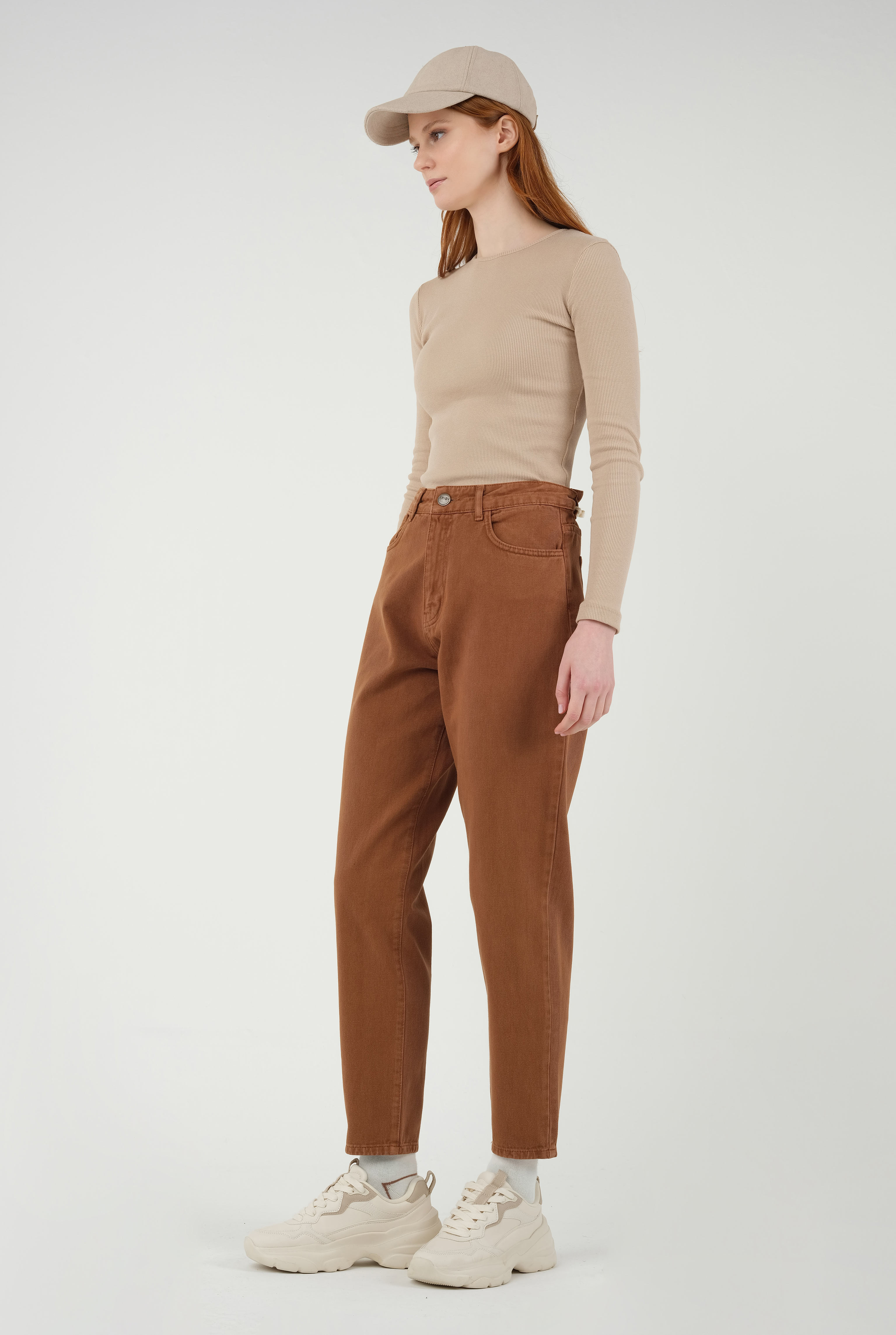 High Waist Balloon Jean Mummy Brown - 3