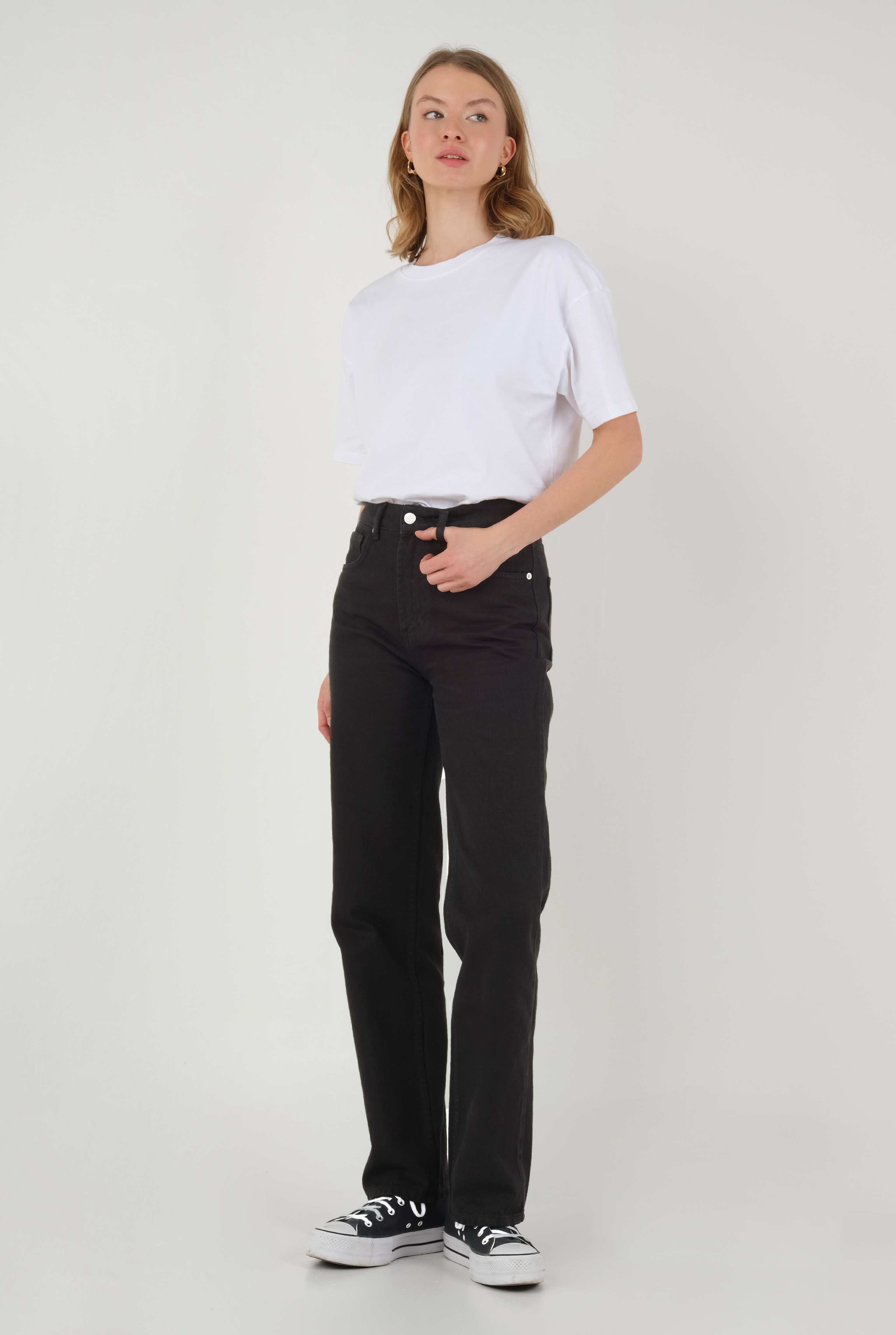 Straight Fit Jean Black - 2