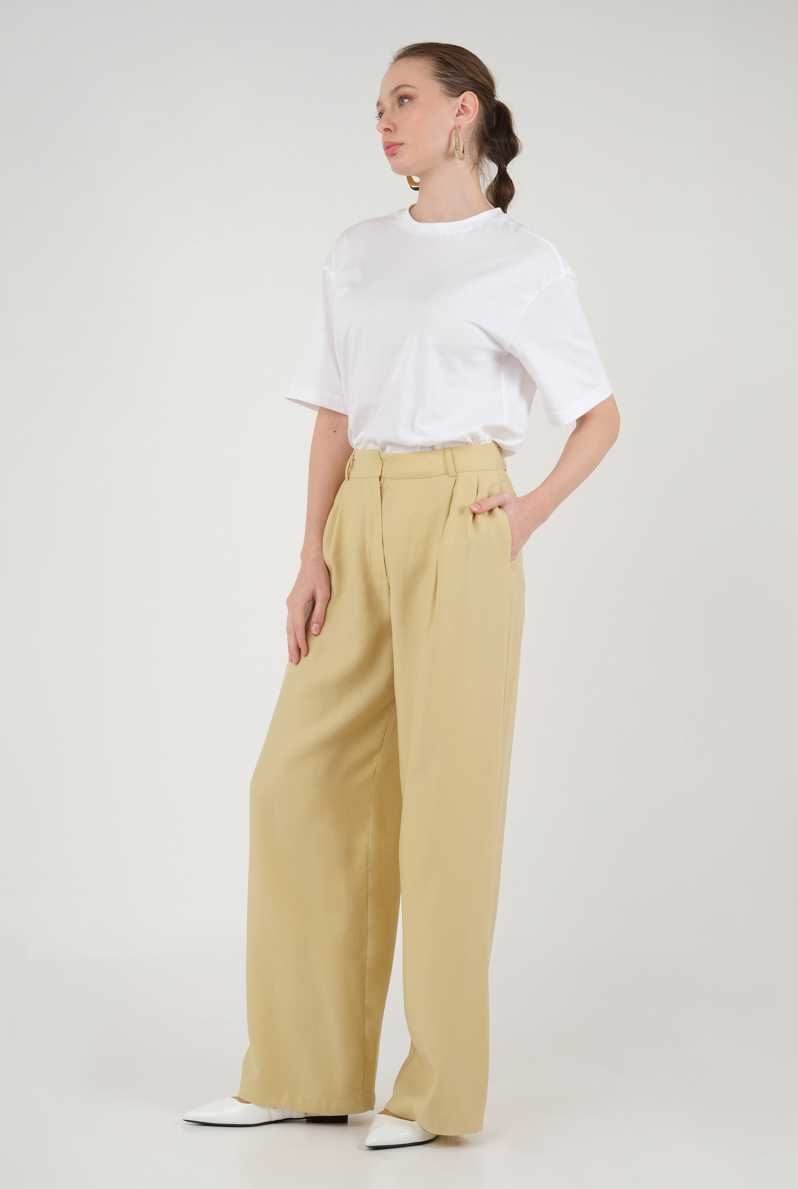 Geniş Paça Pileli Pantolon Pastel Sarı - 2