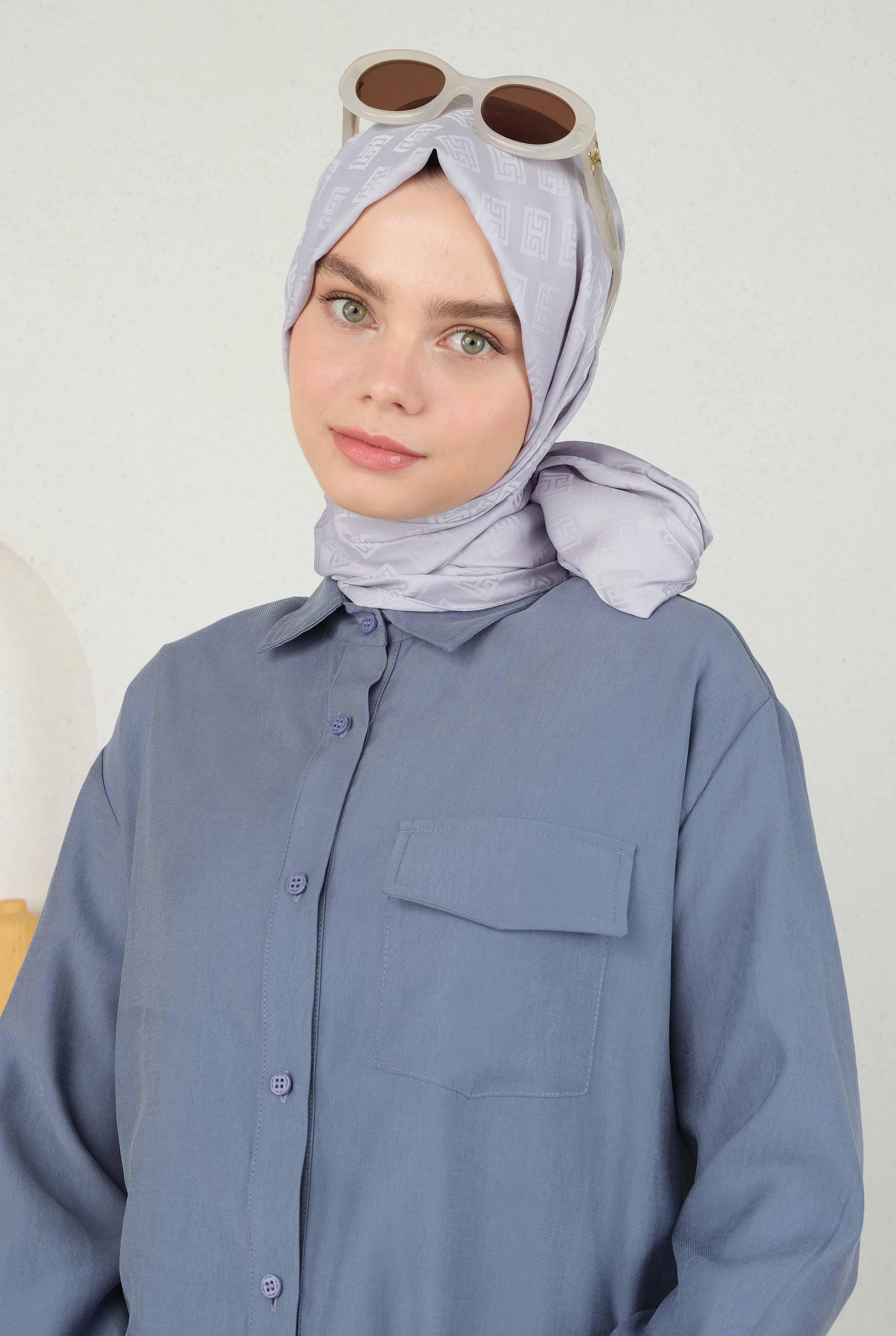 Logo Patterned Jacquard Shawl Light Brume - 2