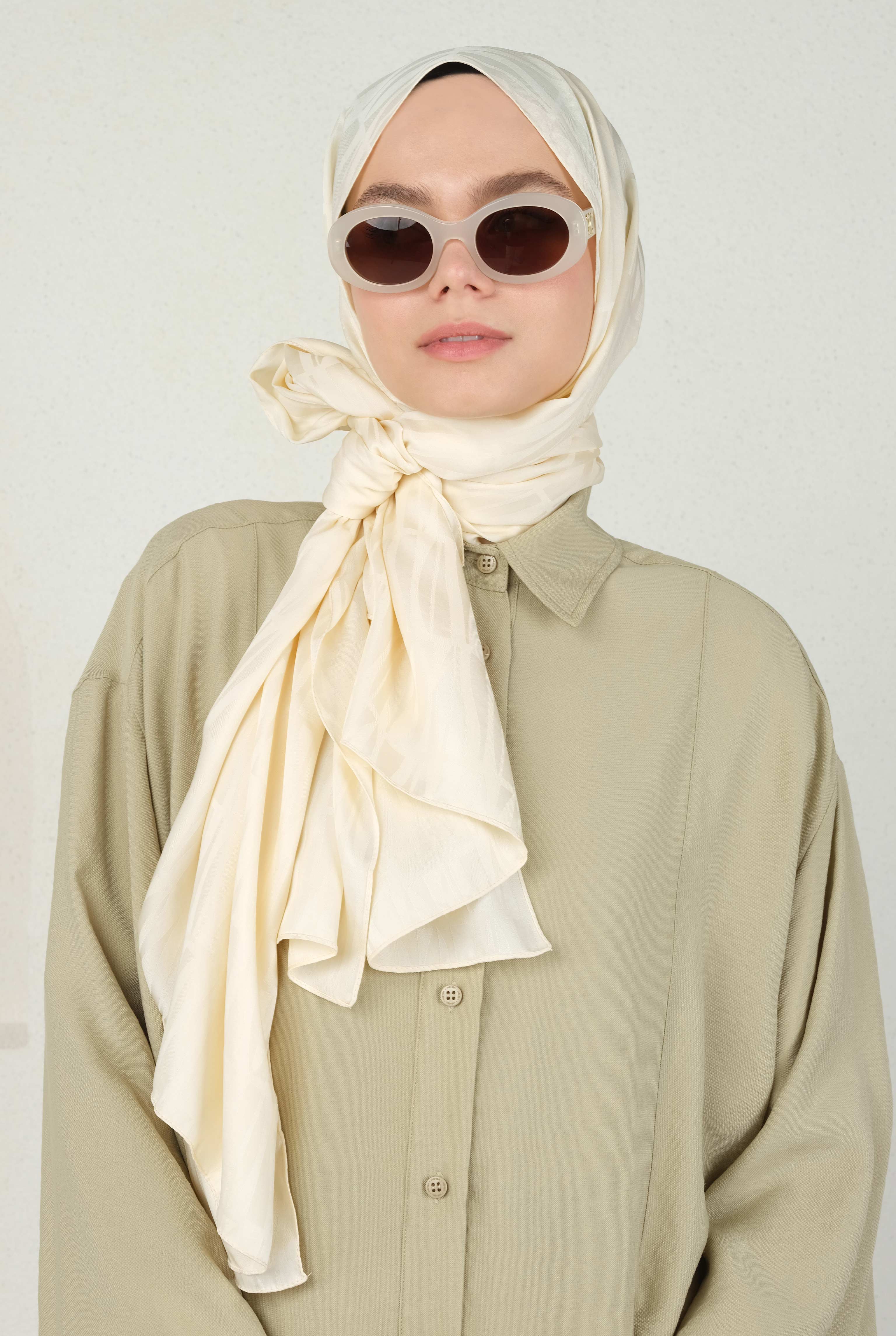Jou Patterned Jacquard Shawl Cream - 1