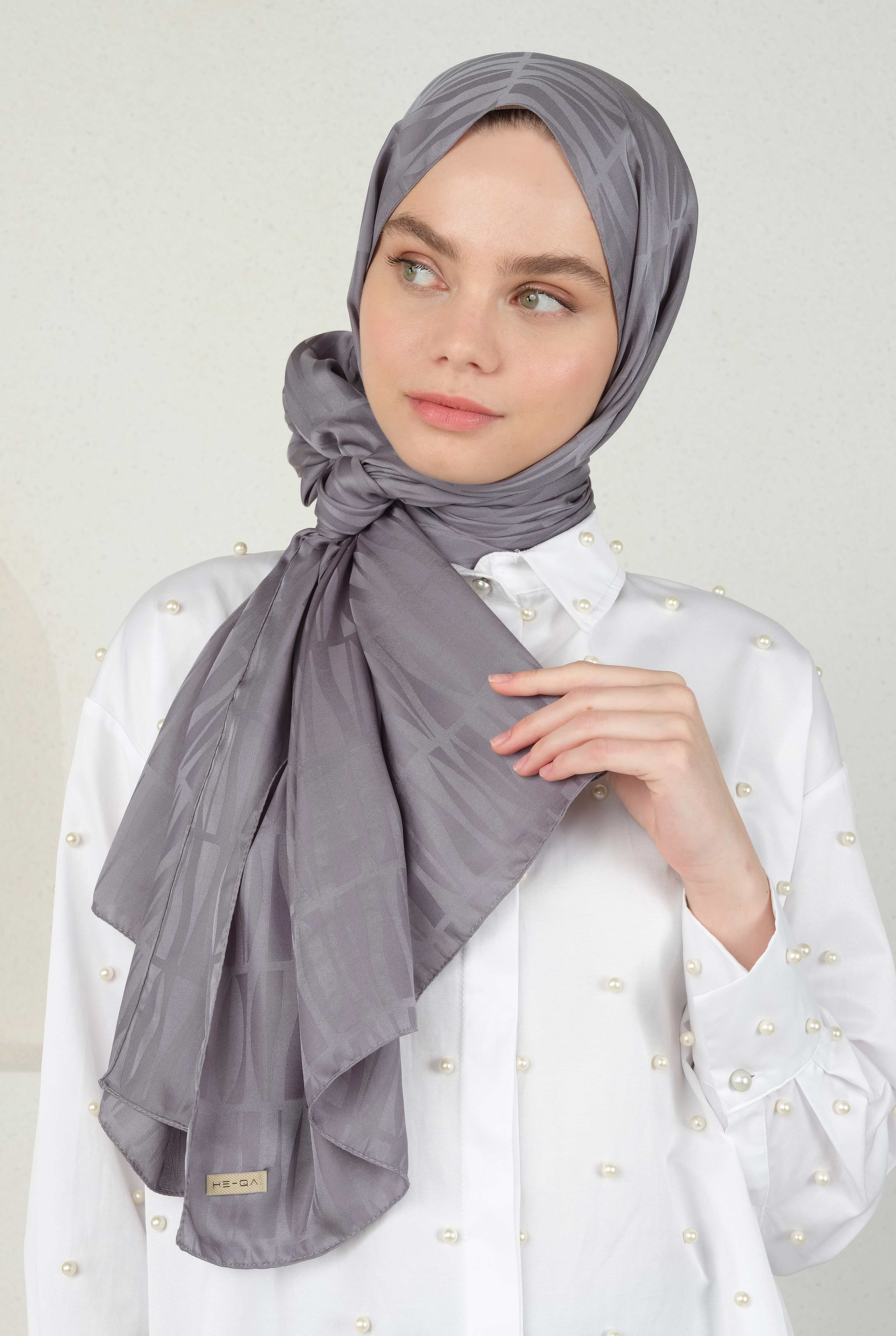 Jou Patterned Jacquard Shawl Brume - HE-QA