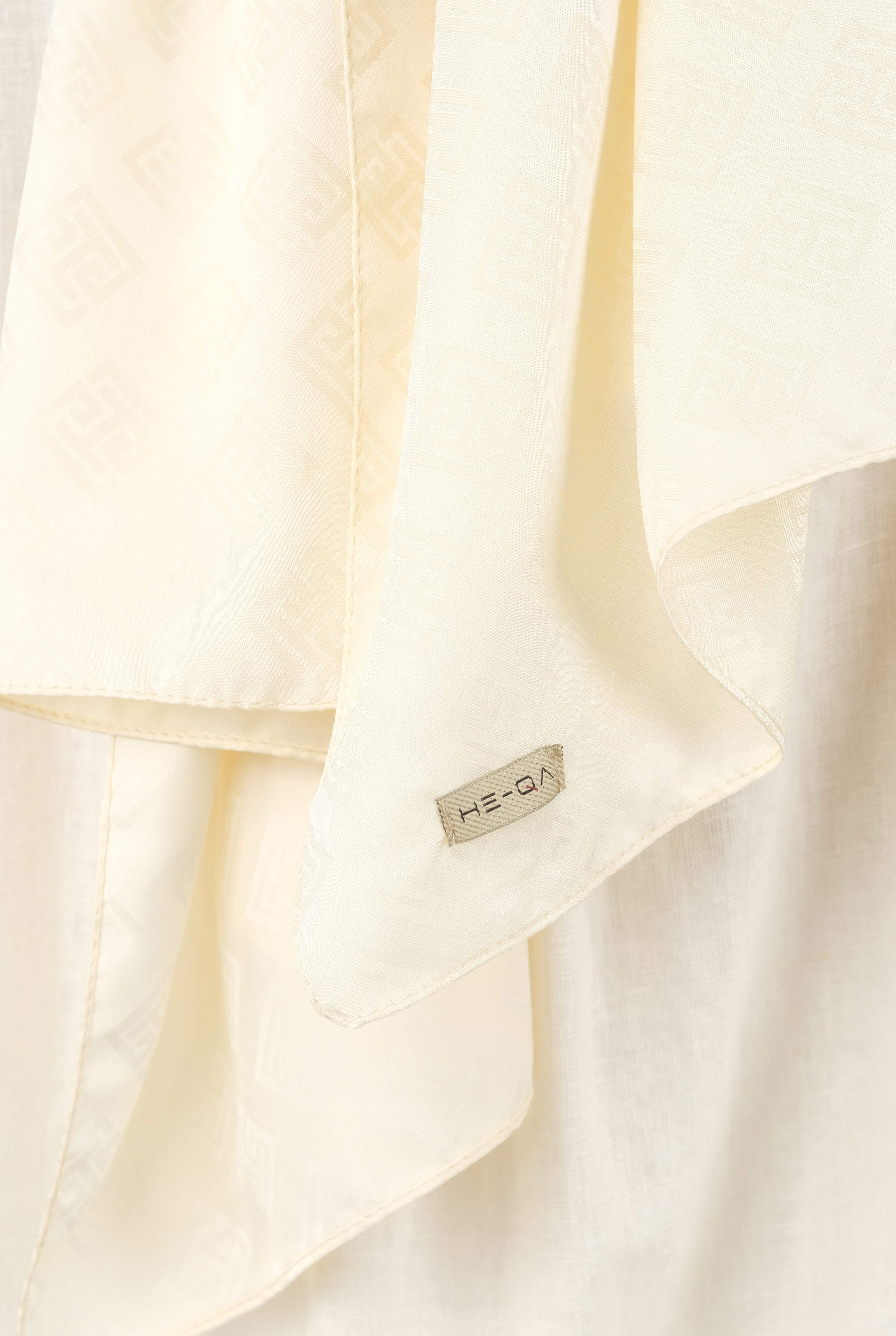 Logo Patterned Jacquard Shawl Cream - 2
