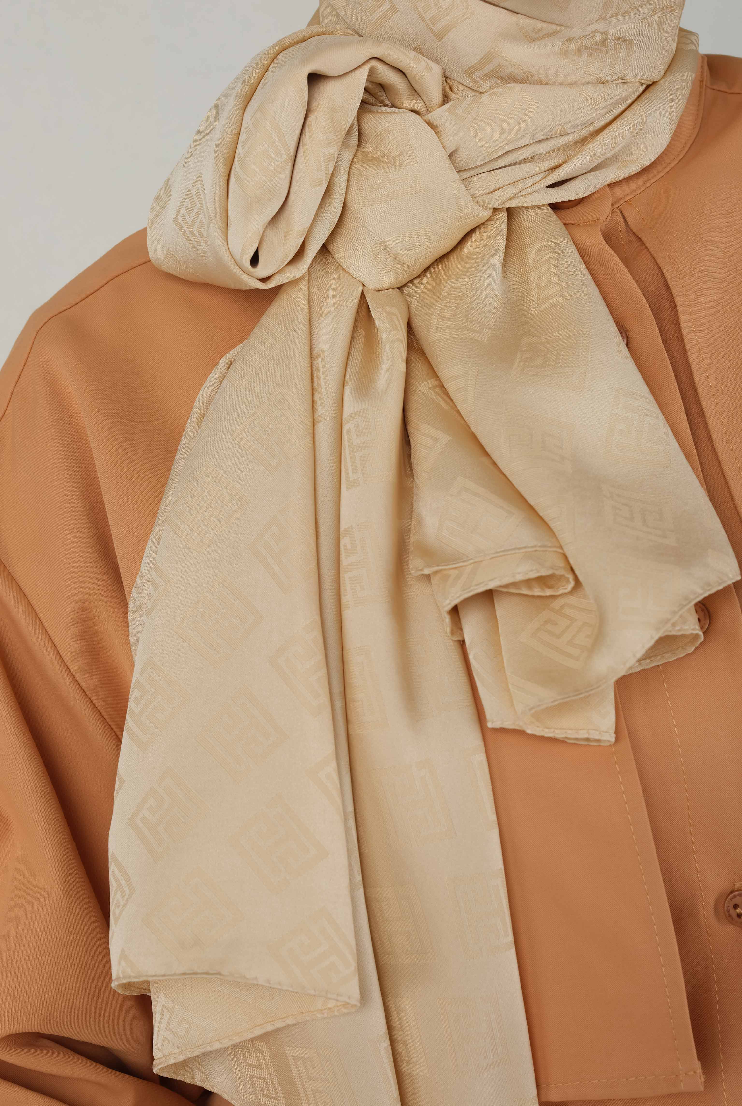 Logo Patterned Jacquard Shawl Nude - 3