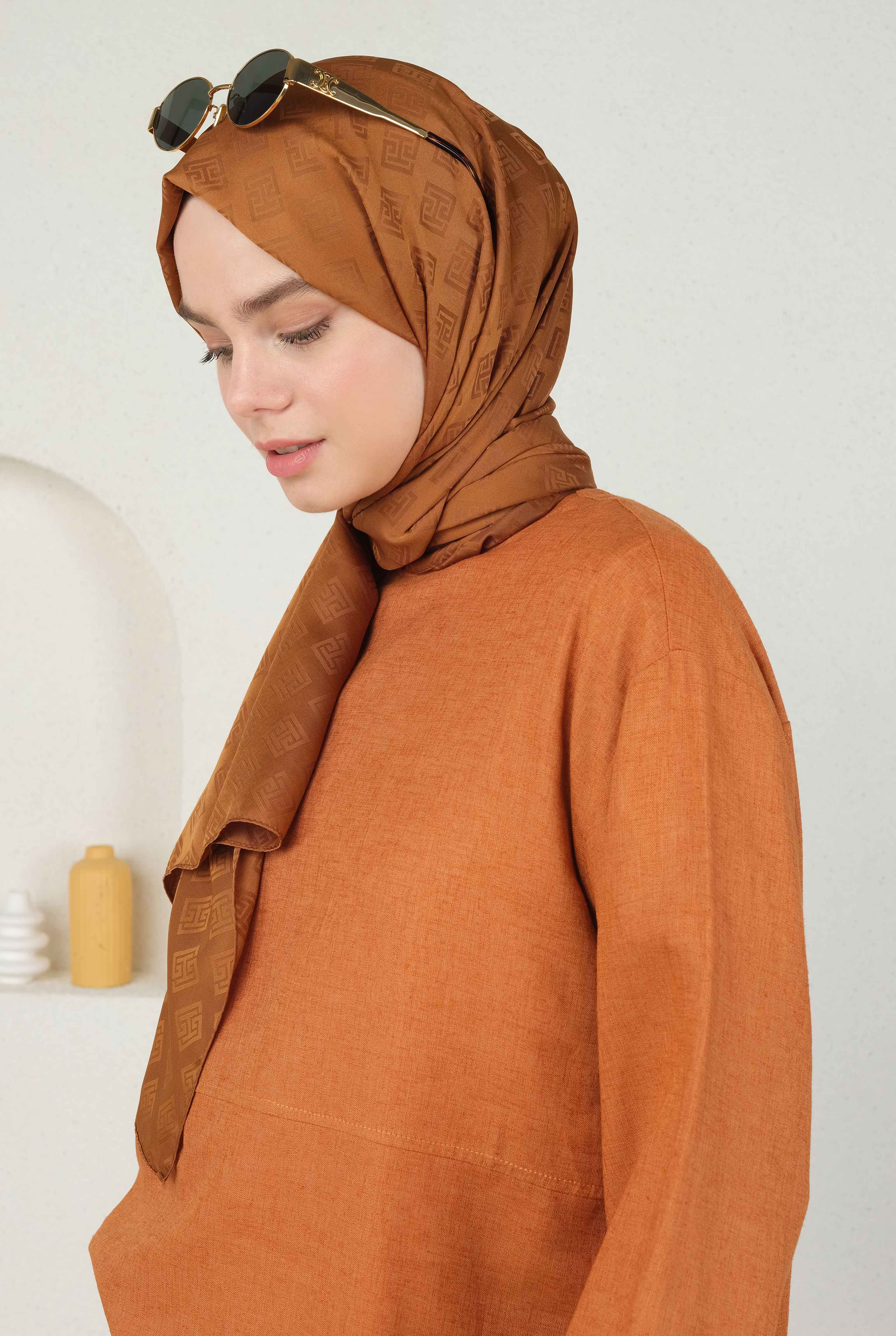 Logo Patterned Jacquard Shawl Chocolate - 3