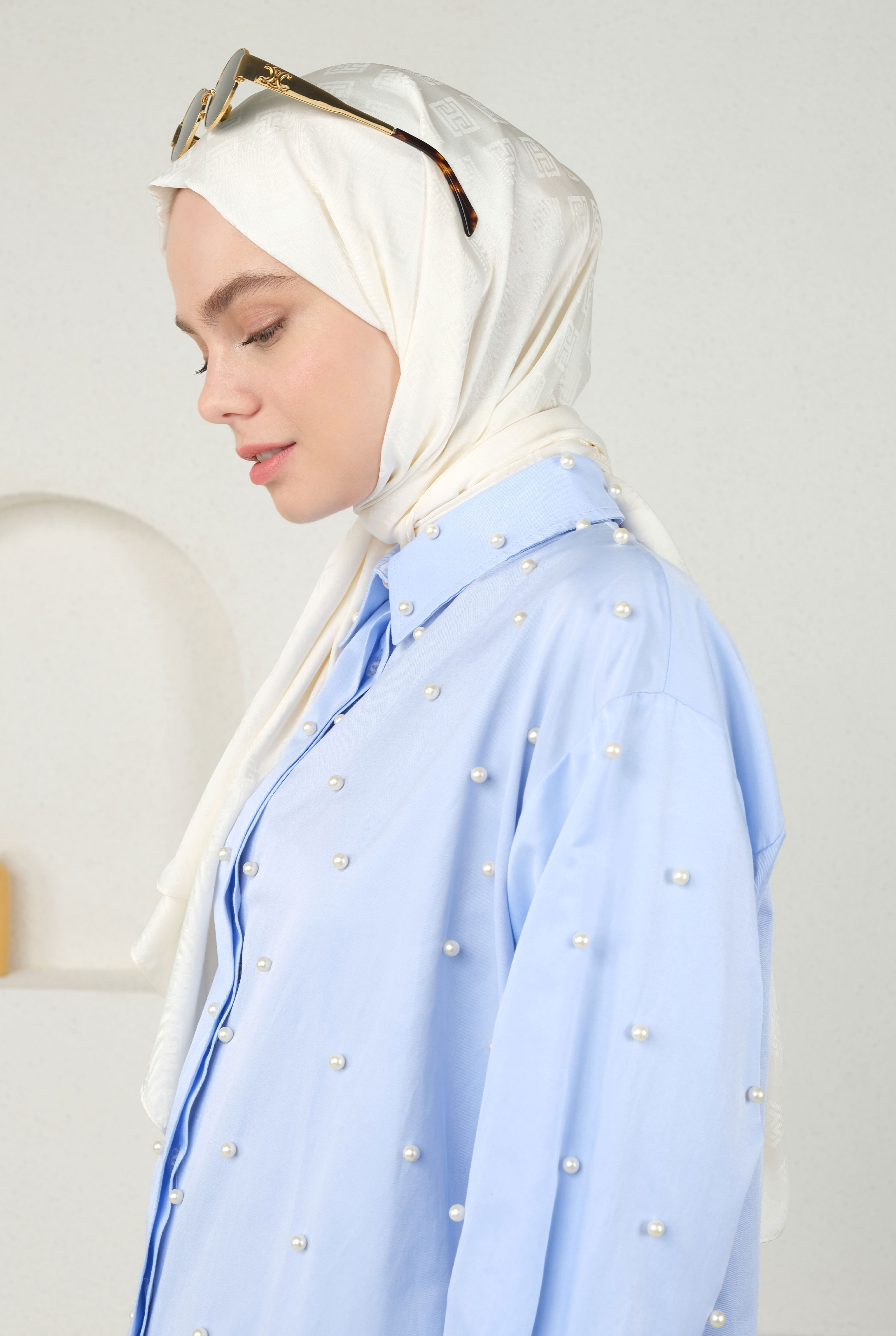 Logo Patterned Jacquard Shawl Bone - 3