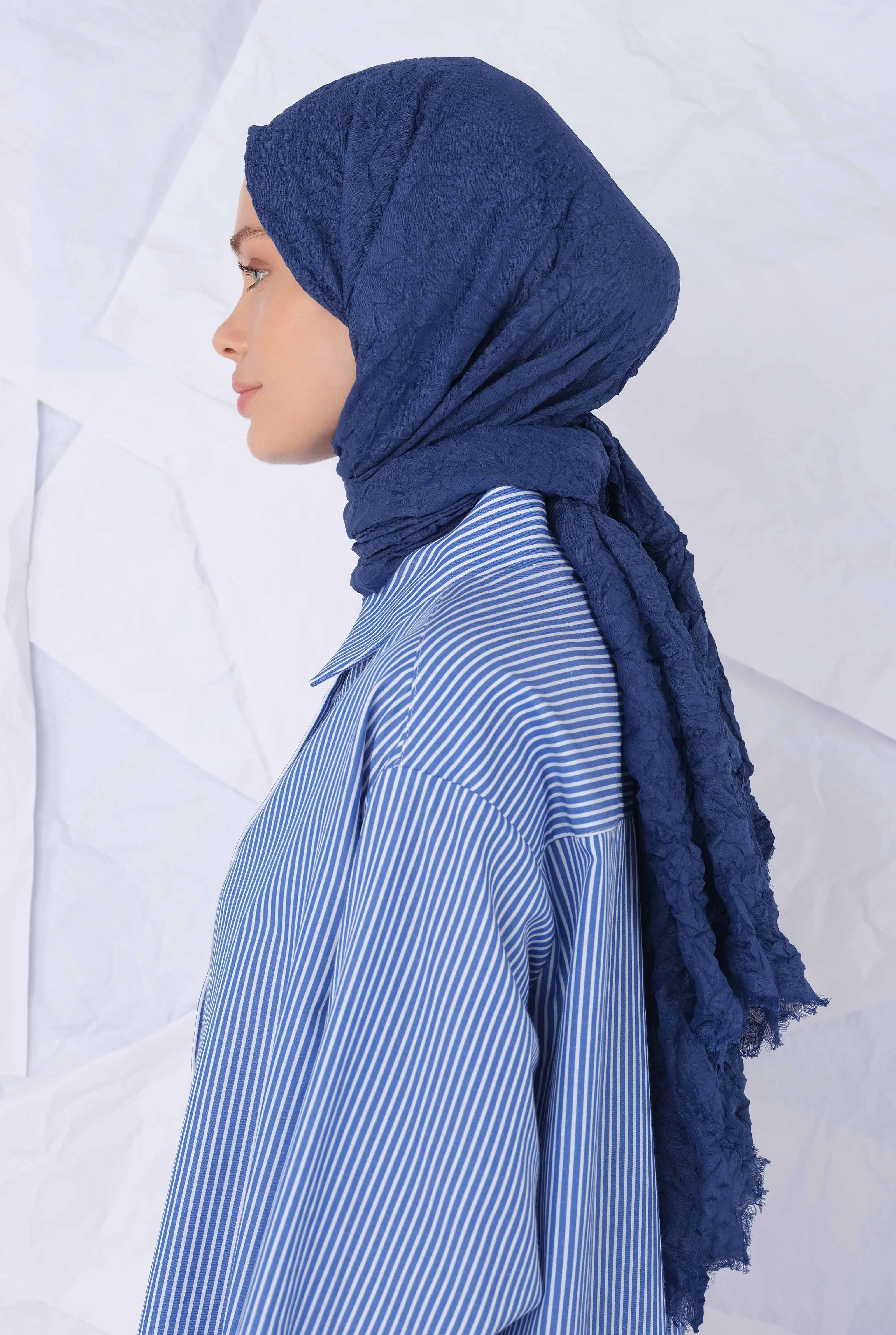 Wrinkled Shawl Indigo - 3