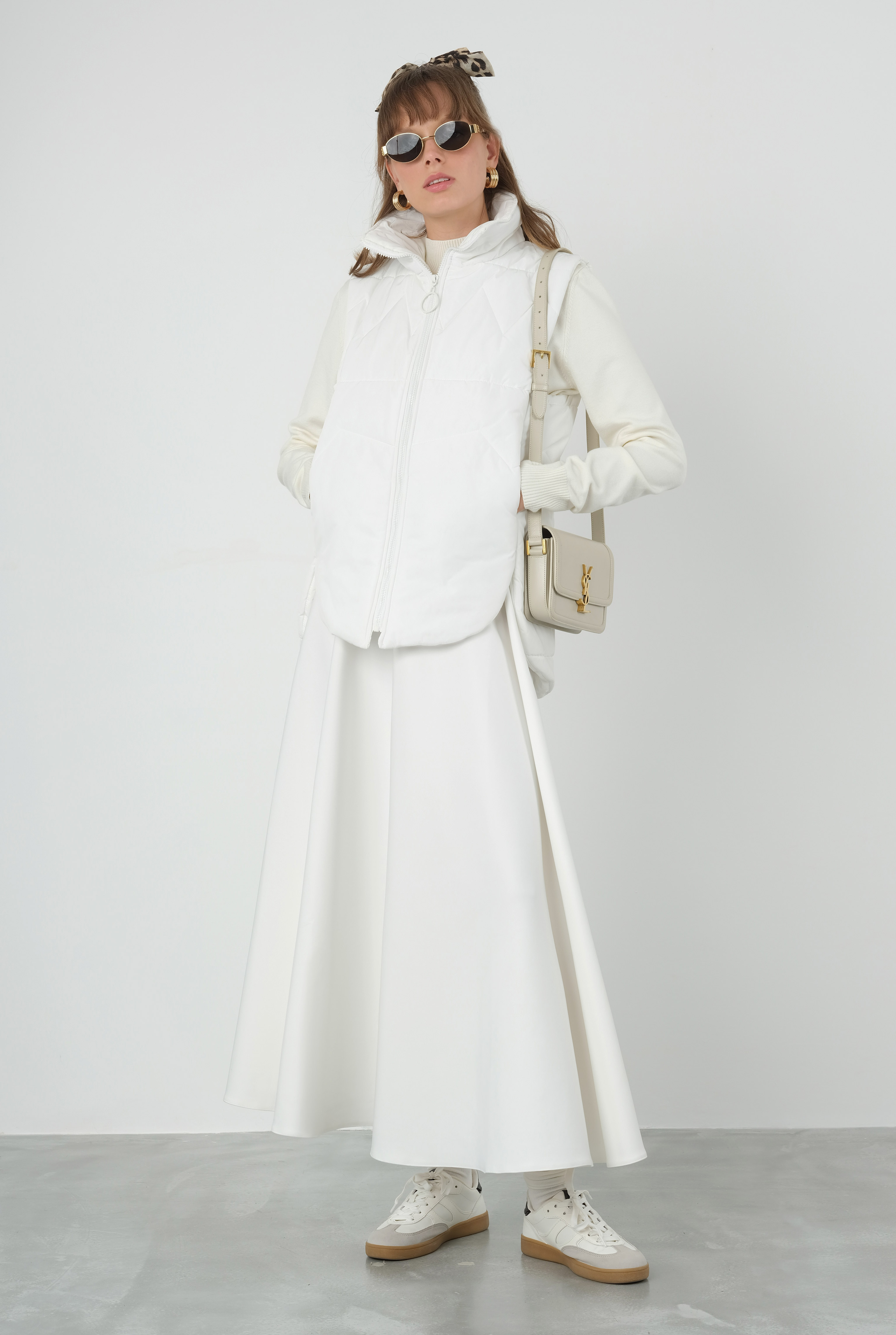 Short Down Waistcoat White - 5