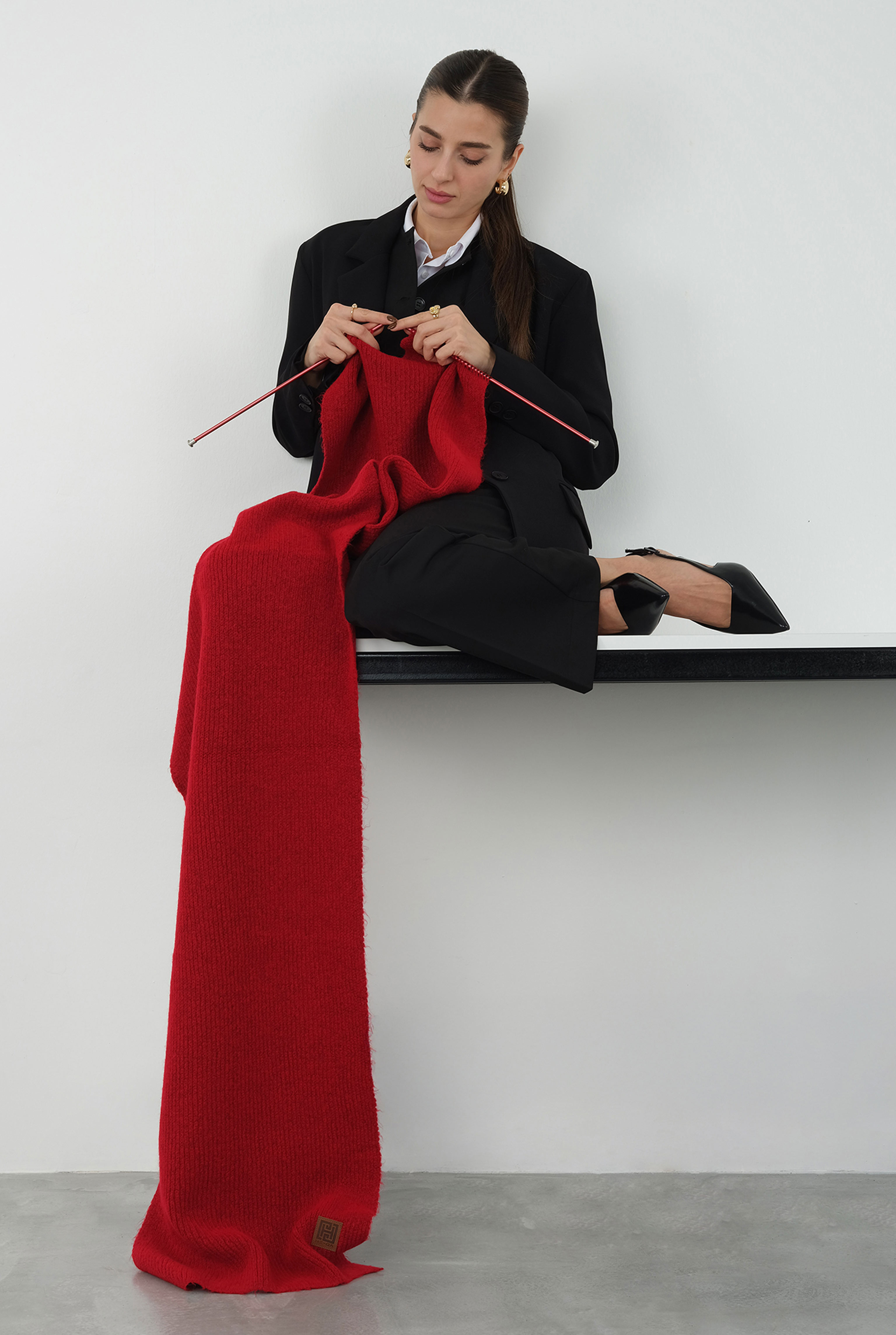 Knitted Kerchief Red - 9