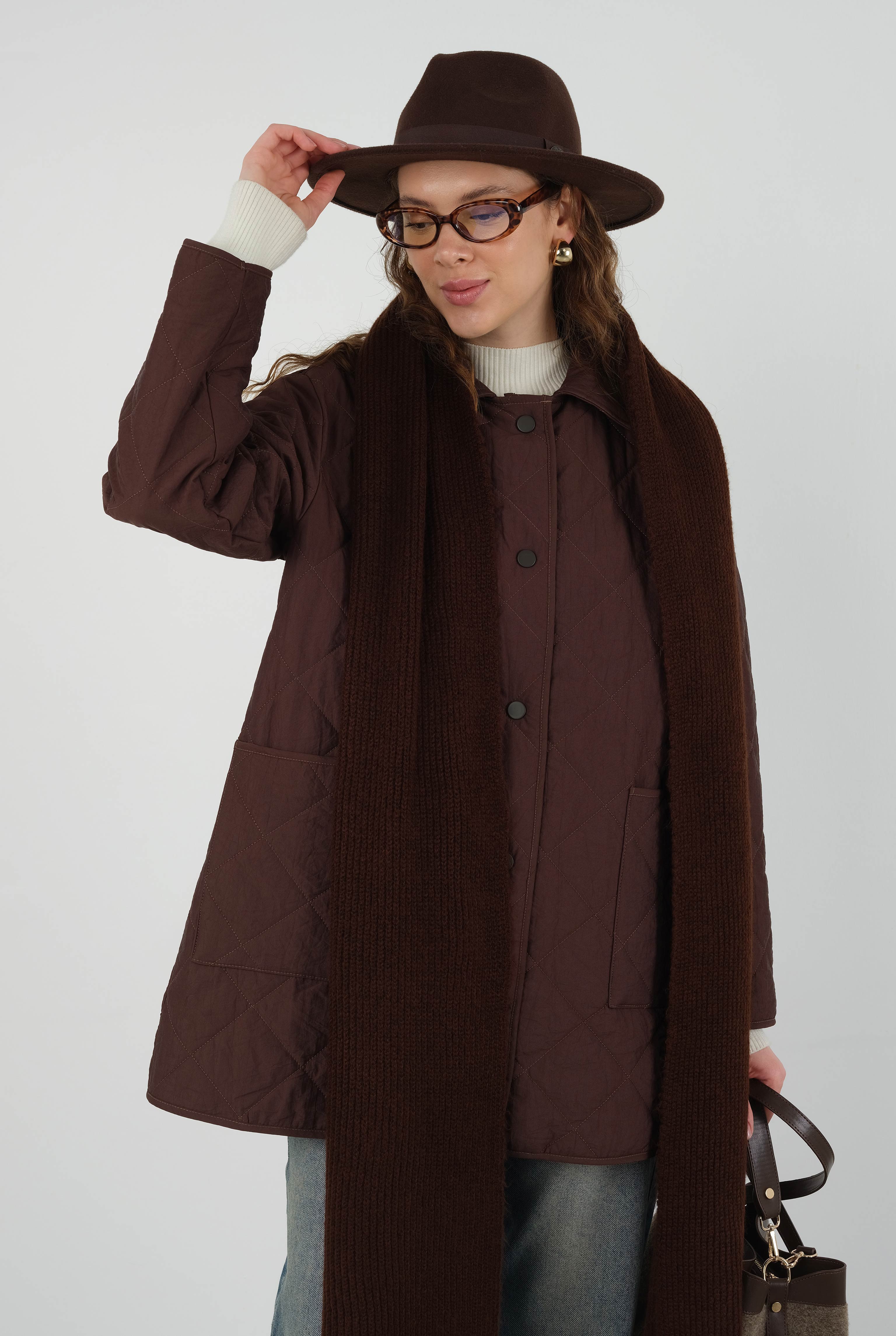 Knitted Kerchief Brown - 7