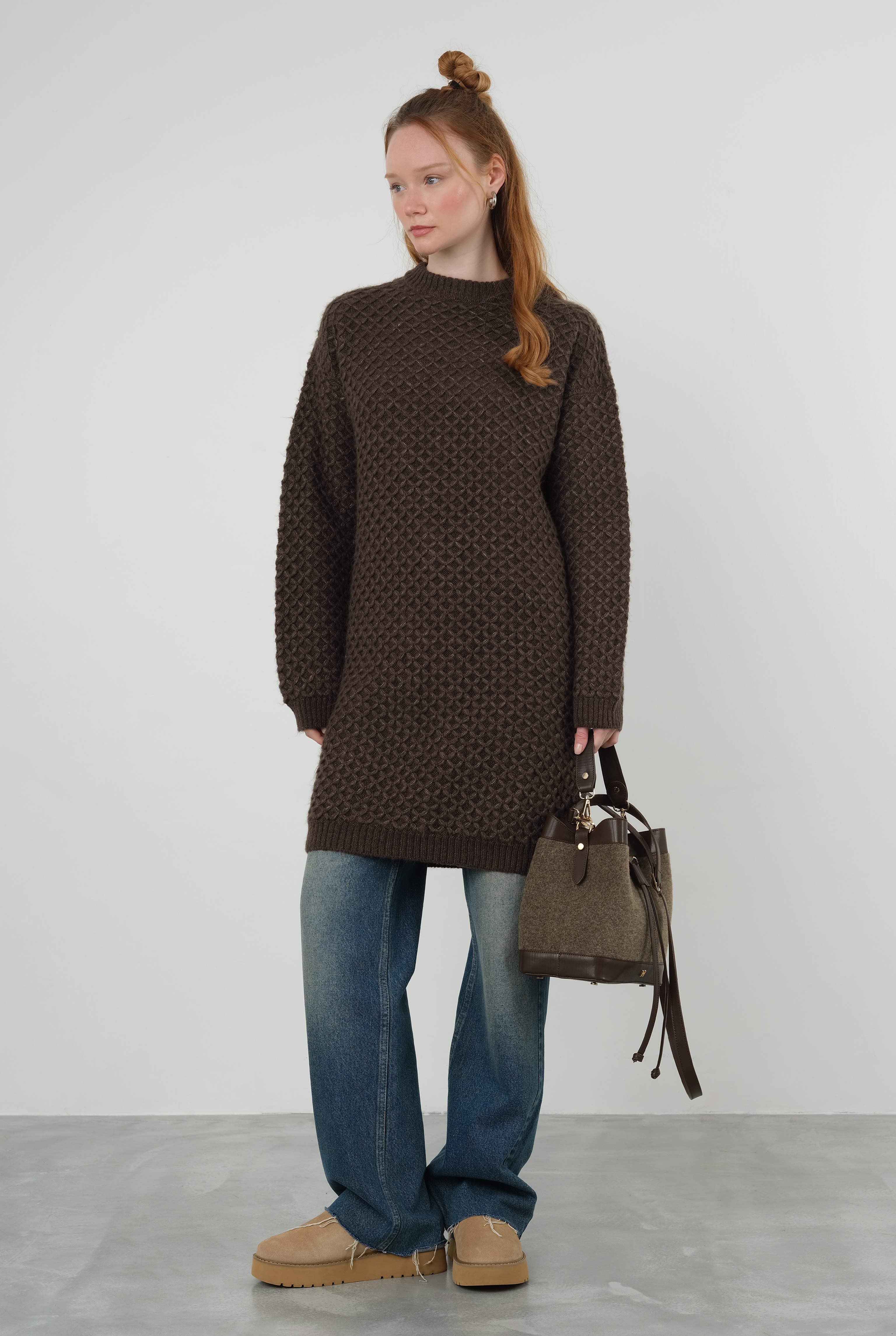 Spider Knit Sweater Long Dark Brown - HE-QA