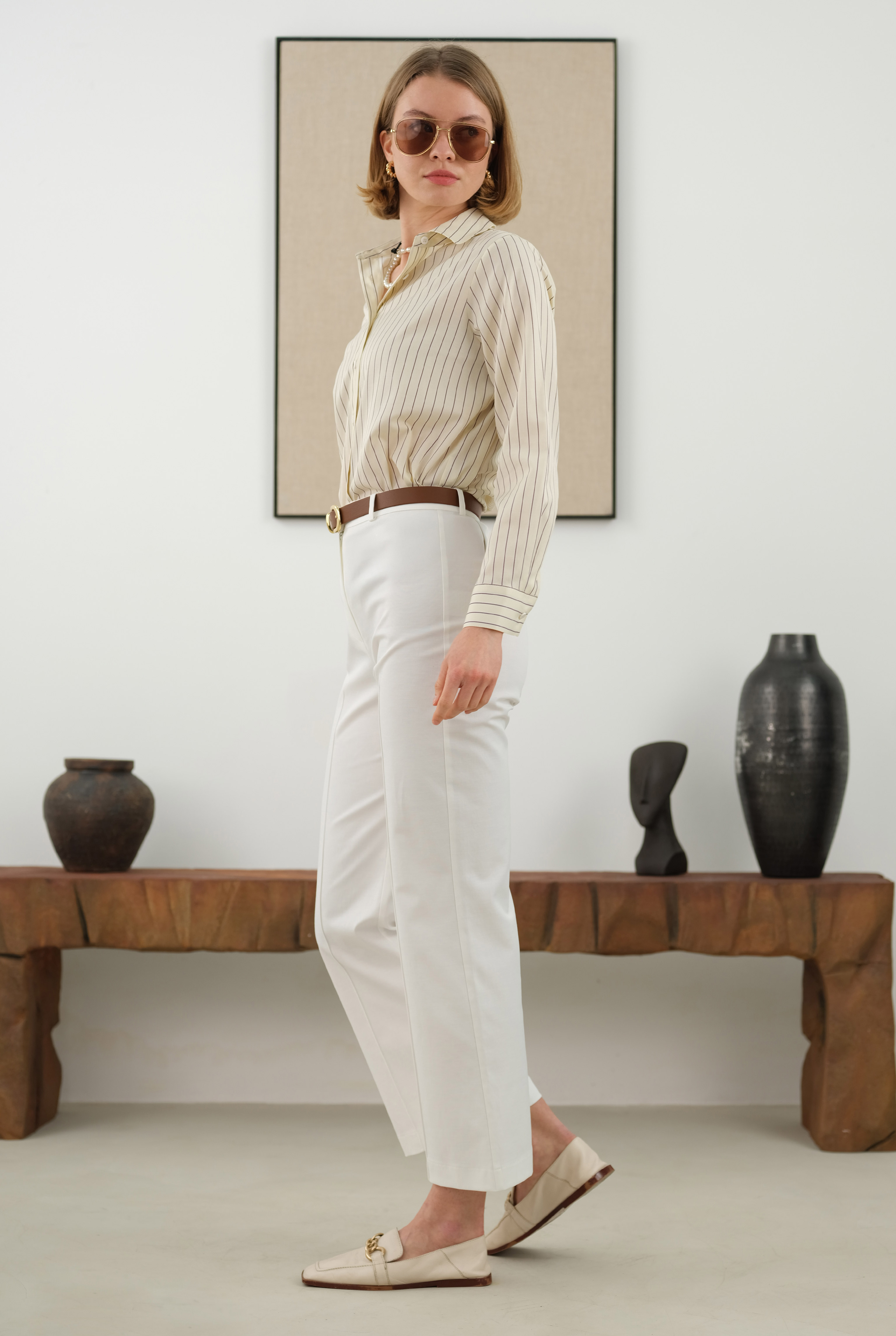 Half Pintuck Detailed Trousers Ecru - 4