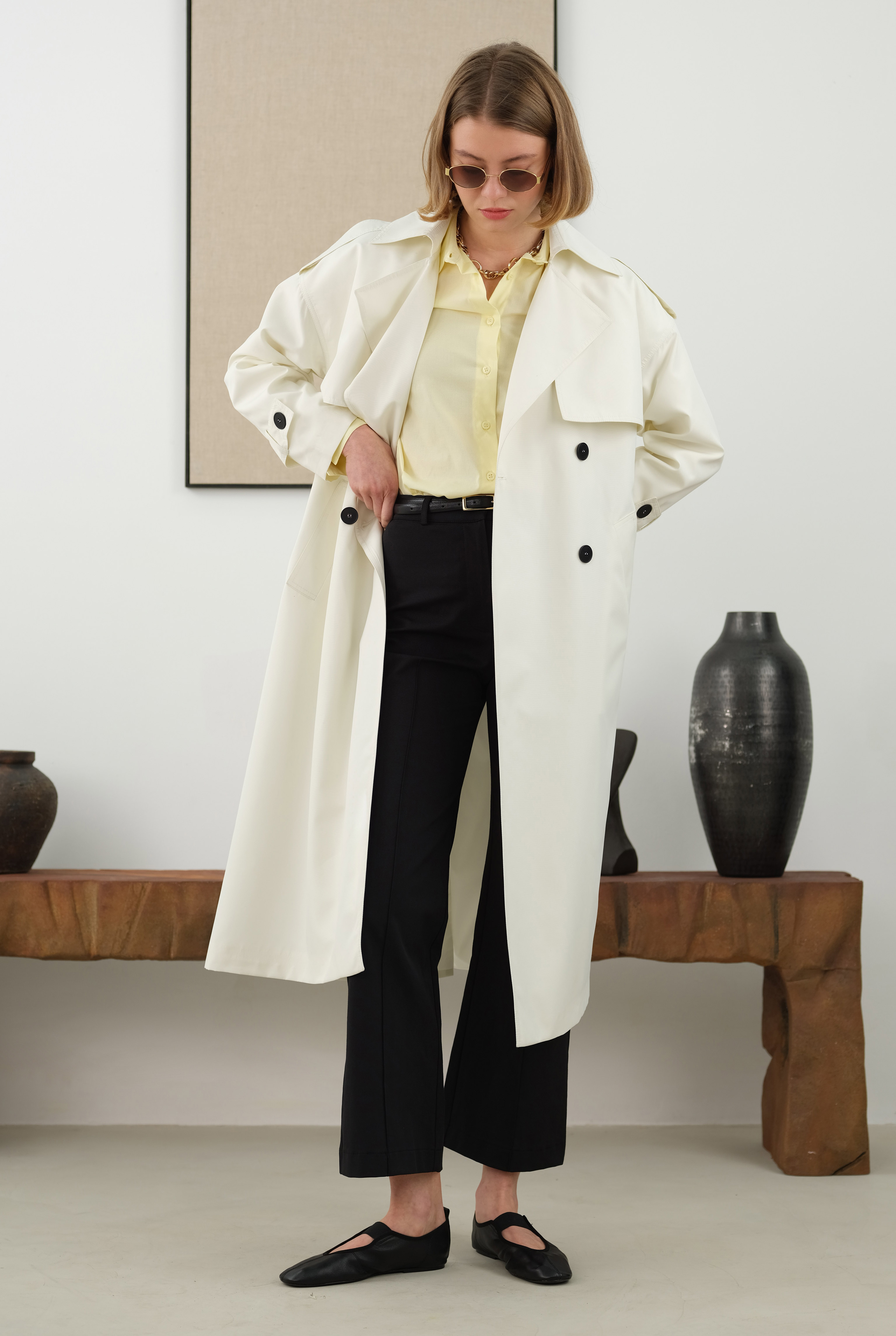 Long Classic Trenchcoat Ecru - HE-QA