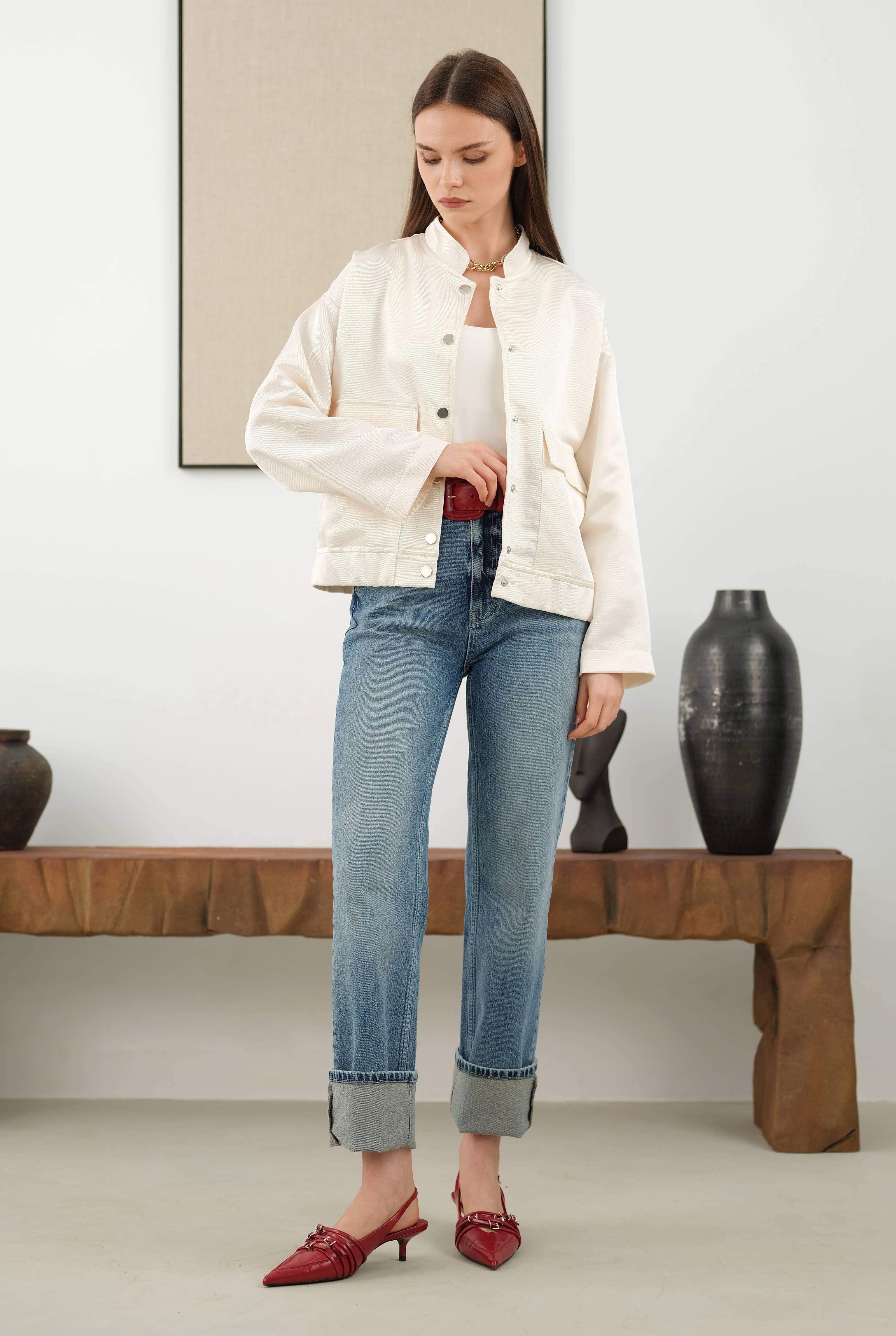 Brooch Detailed Bomber Jacket Bone - 2