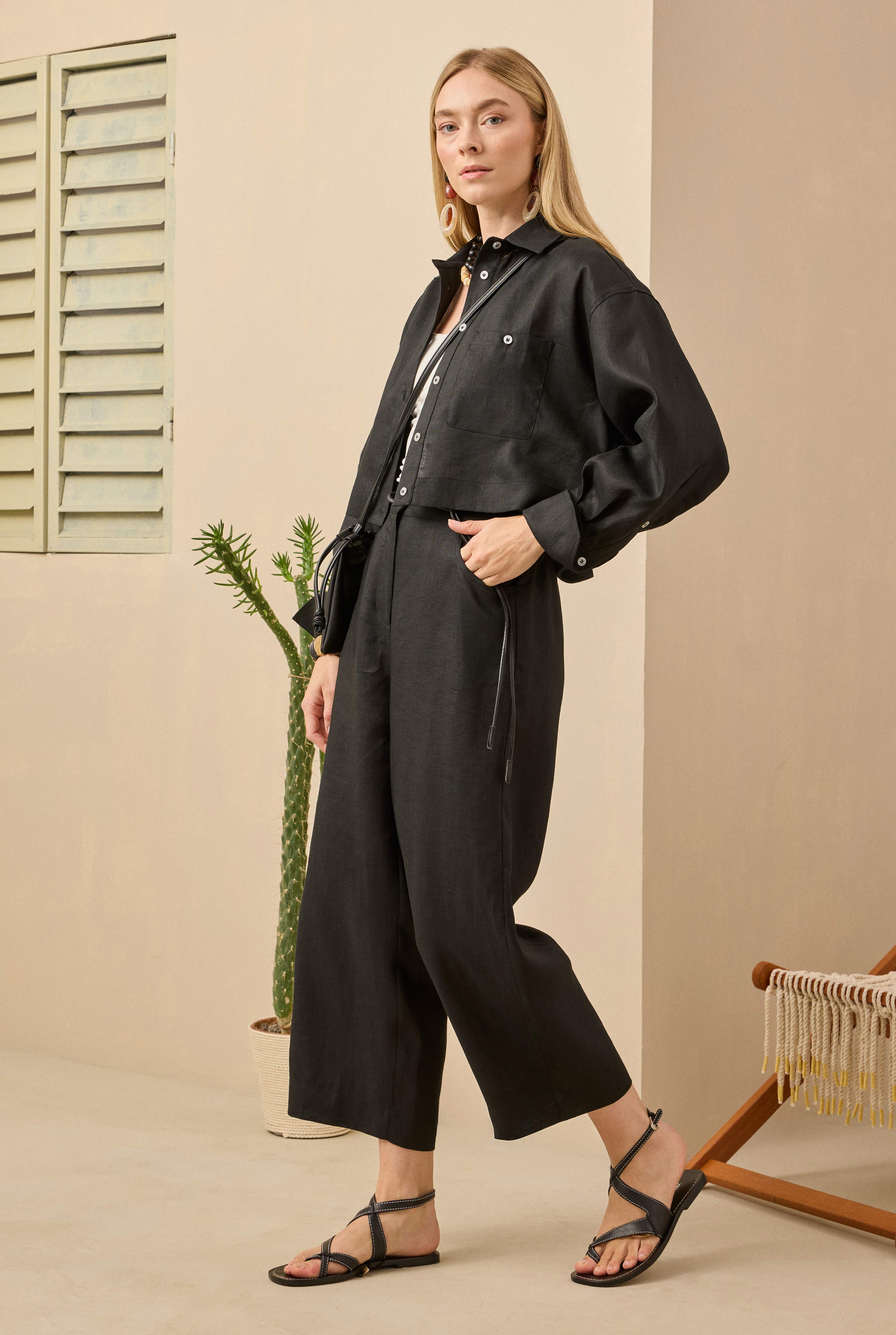 Linen Crop Shirt Black - 3