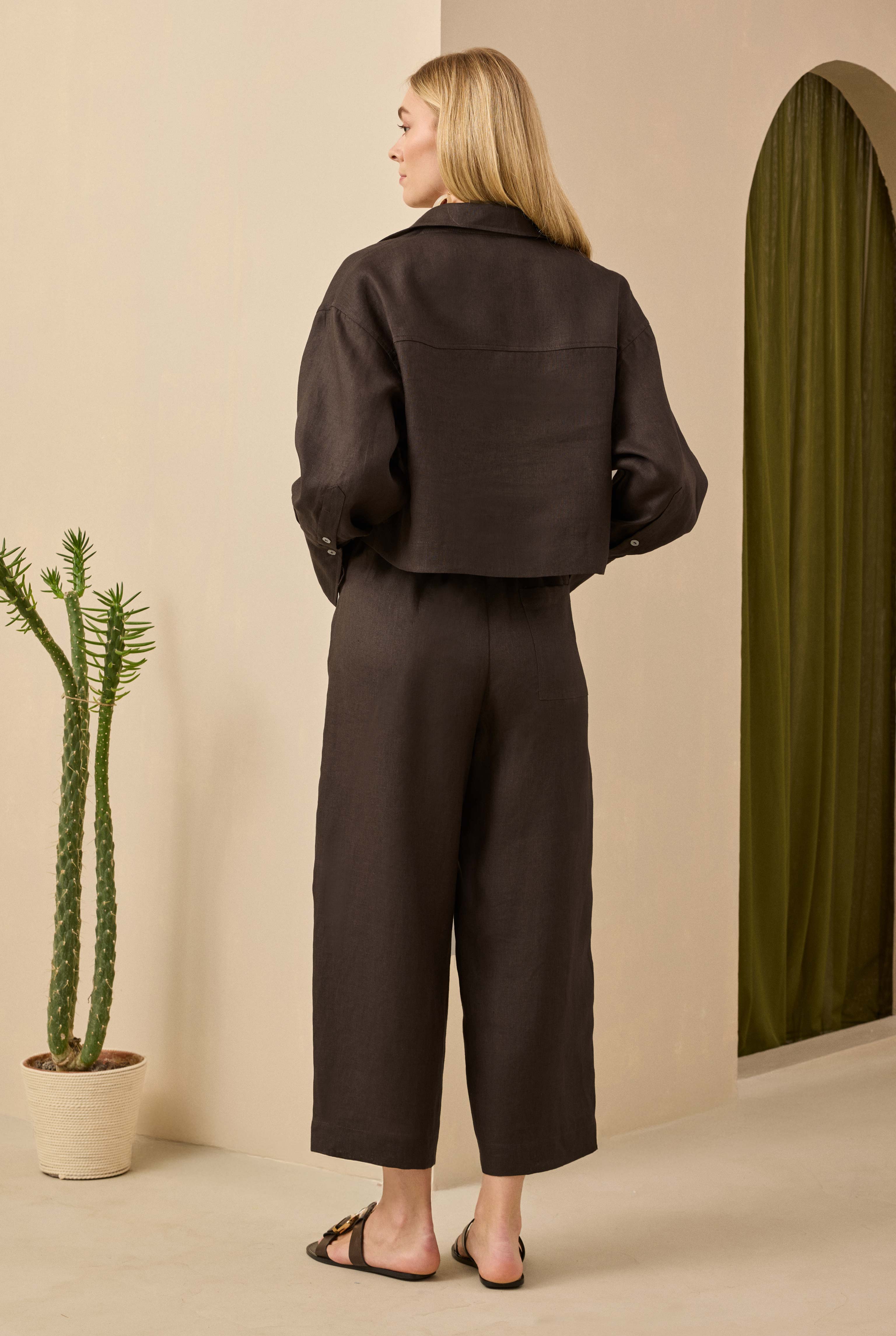 Linen Crop Shirt Dark Brown - 8