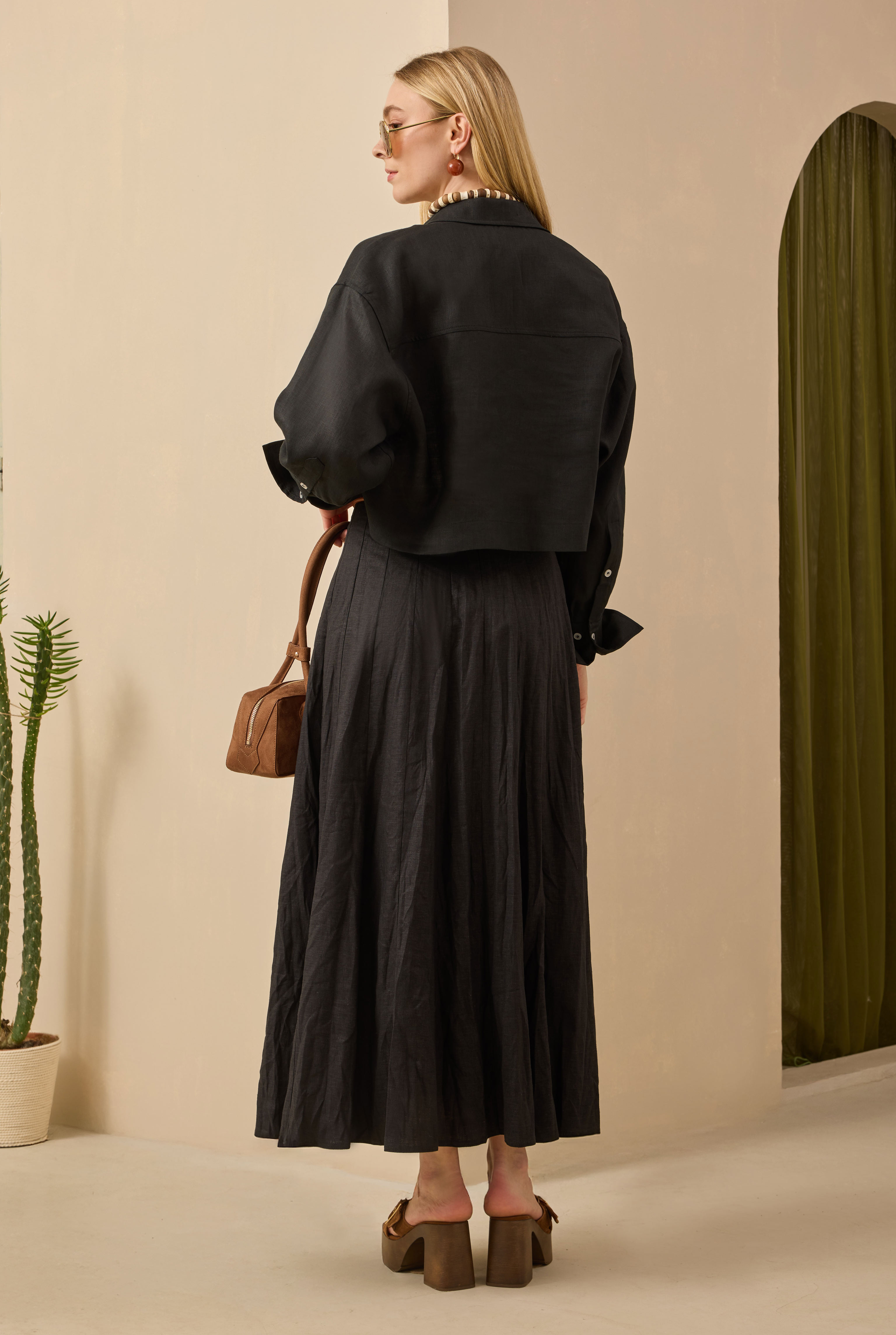 Pleat Detailed Skirt Black - 4