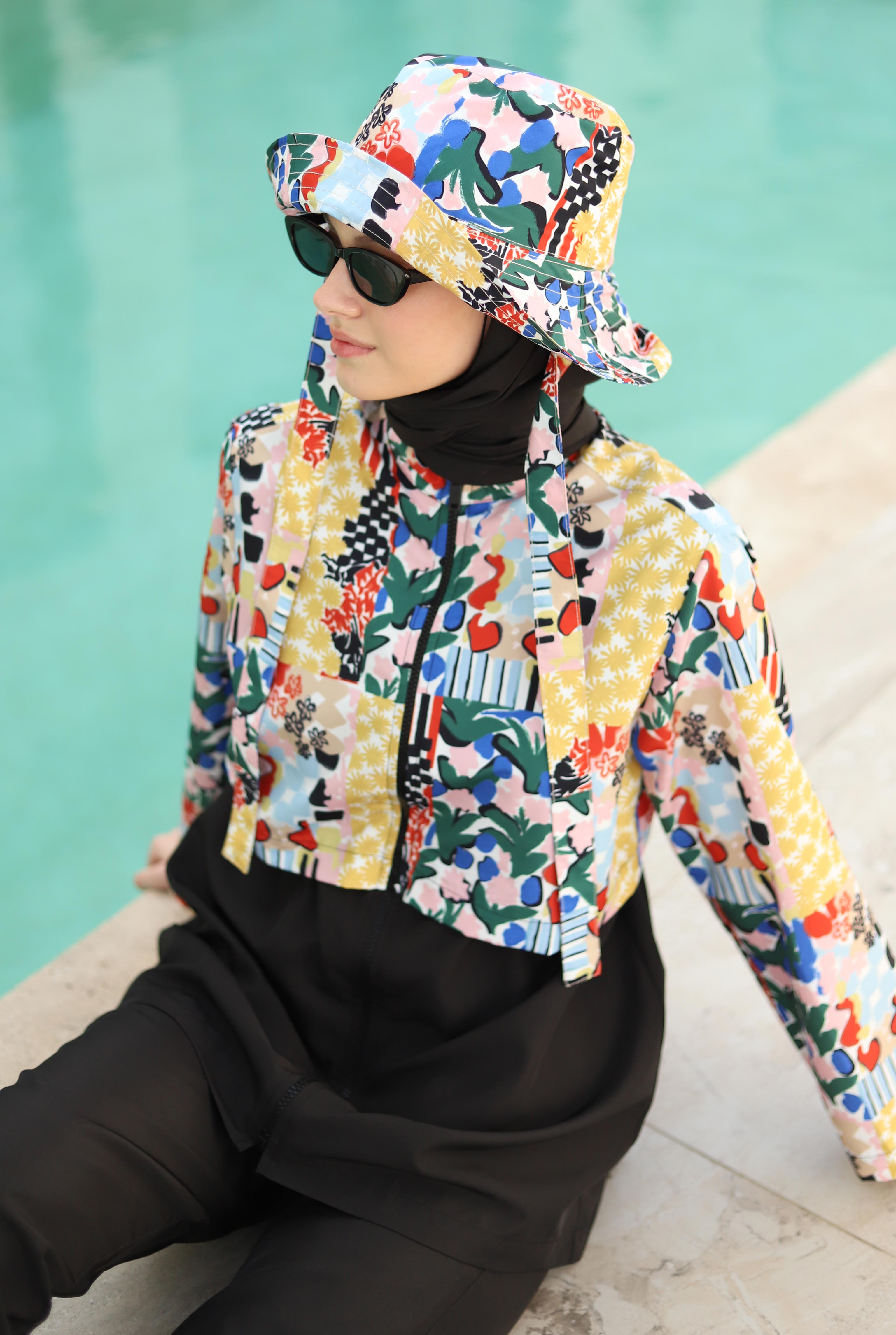 Patterned Short Swimsuit Patchwork - HE-QA