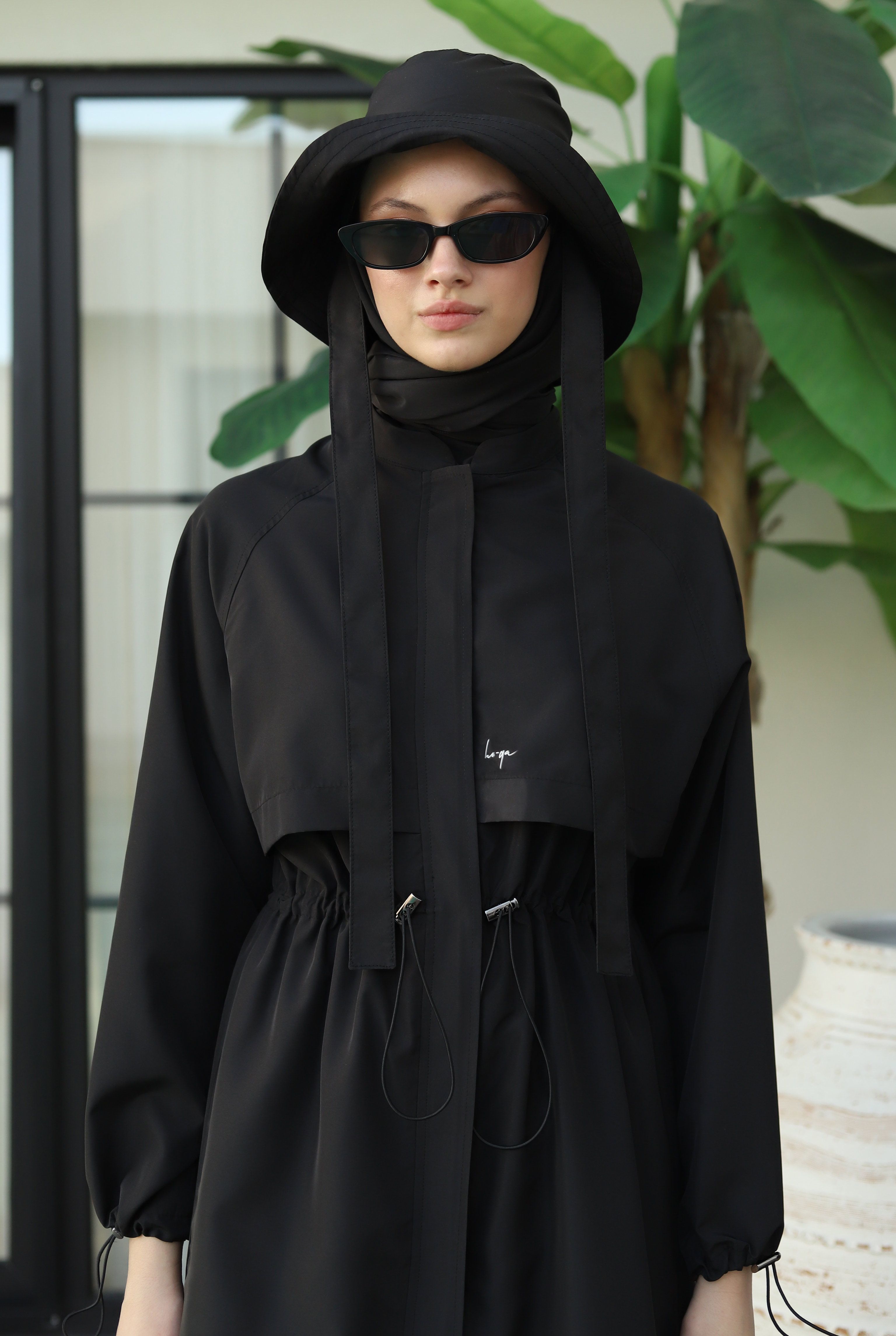 Raglan Sleeve Swimsuit Black - 2