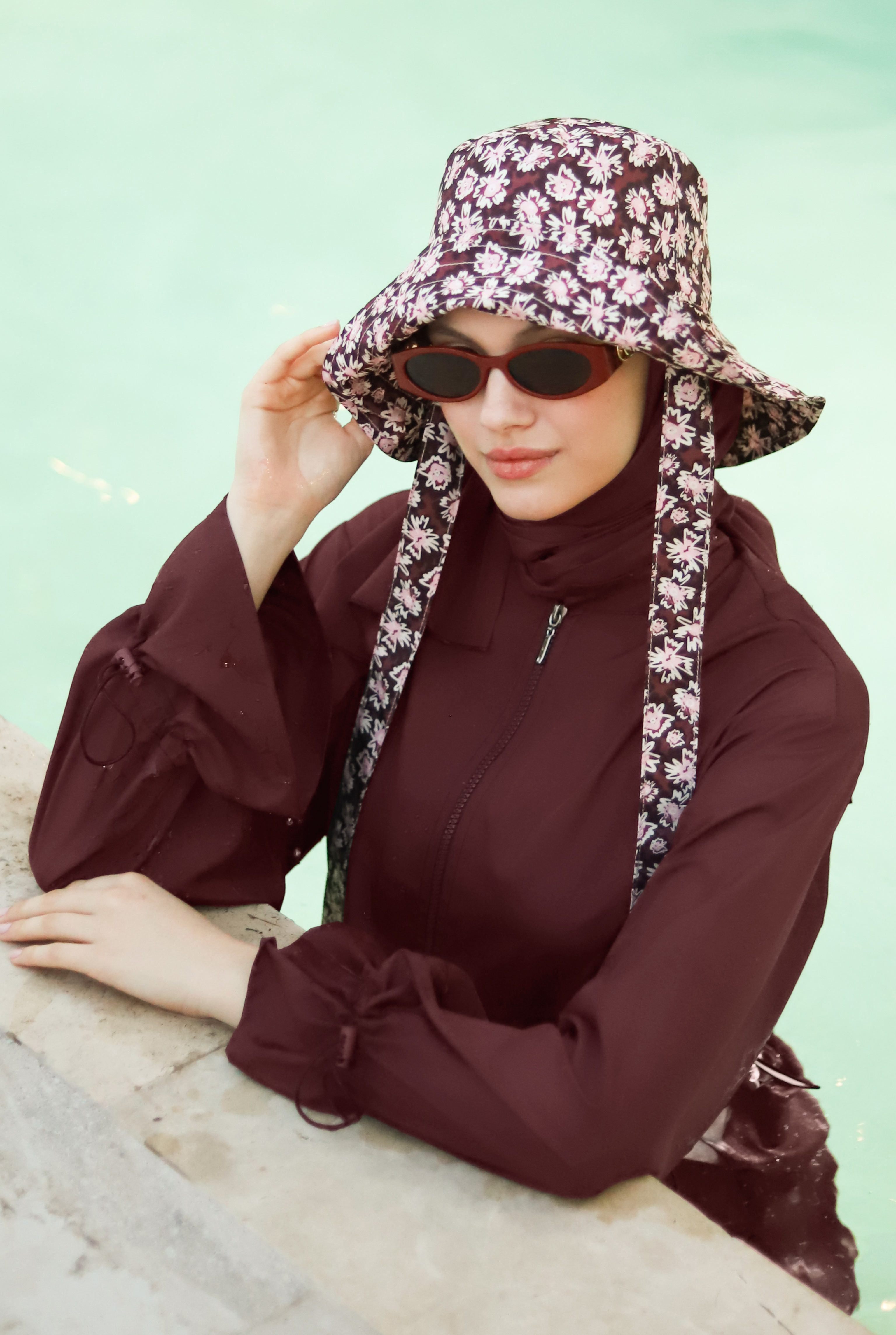Wide Cuffed Swimsuit Bordeaux - HE-QA