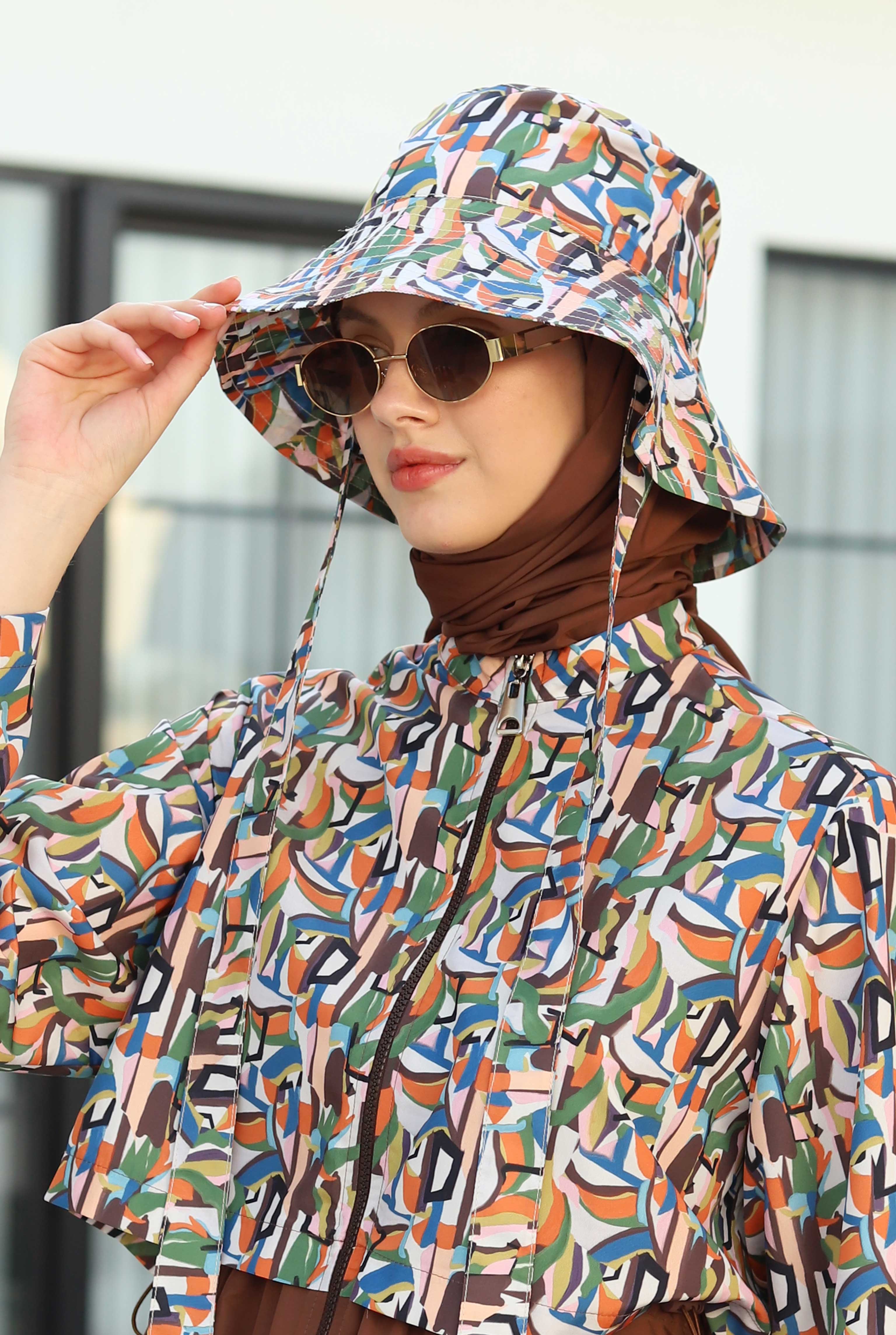 Bucket Hat Fractal Patterned - 2