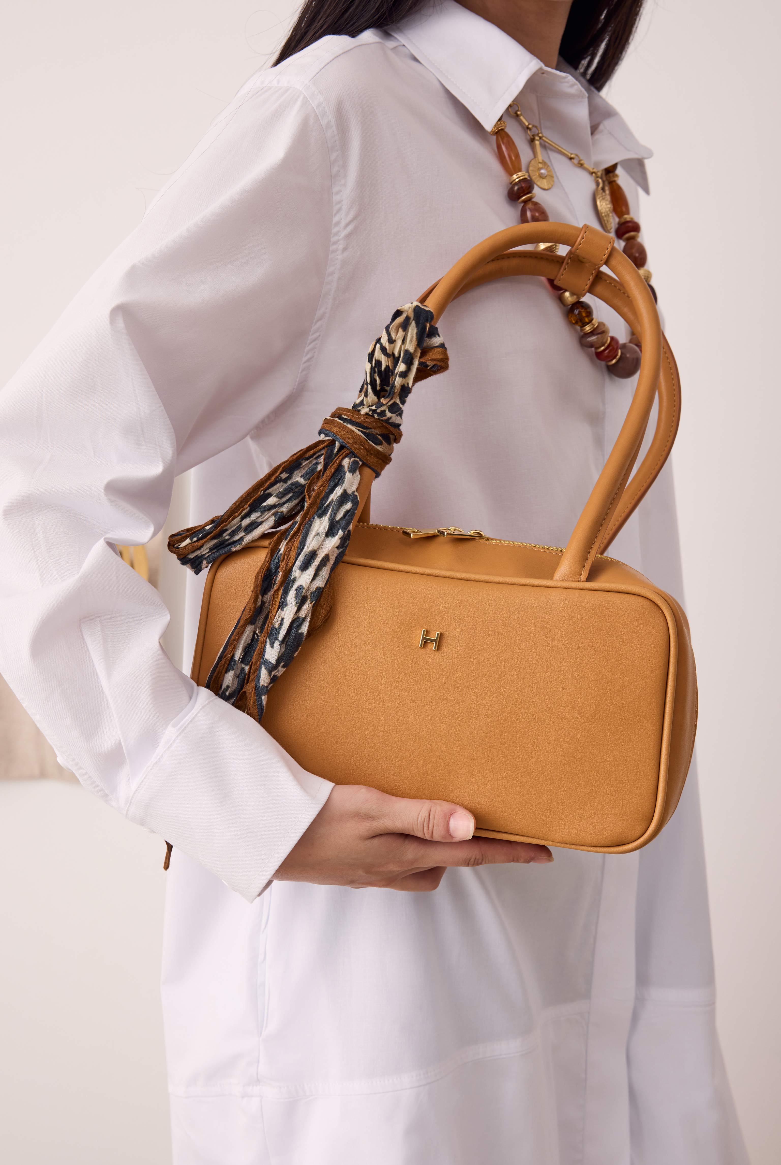 Long Strap Bag Light Tan - HE-QA