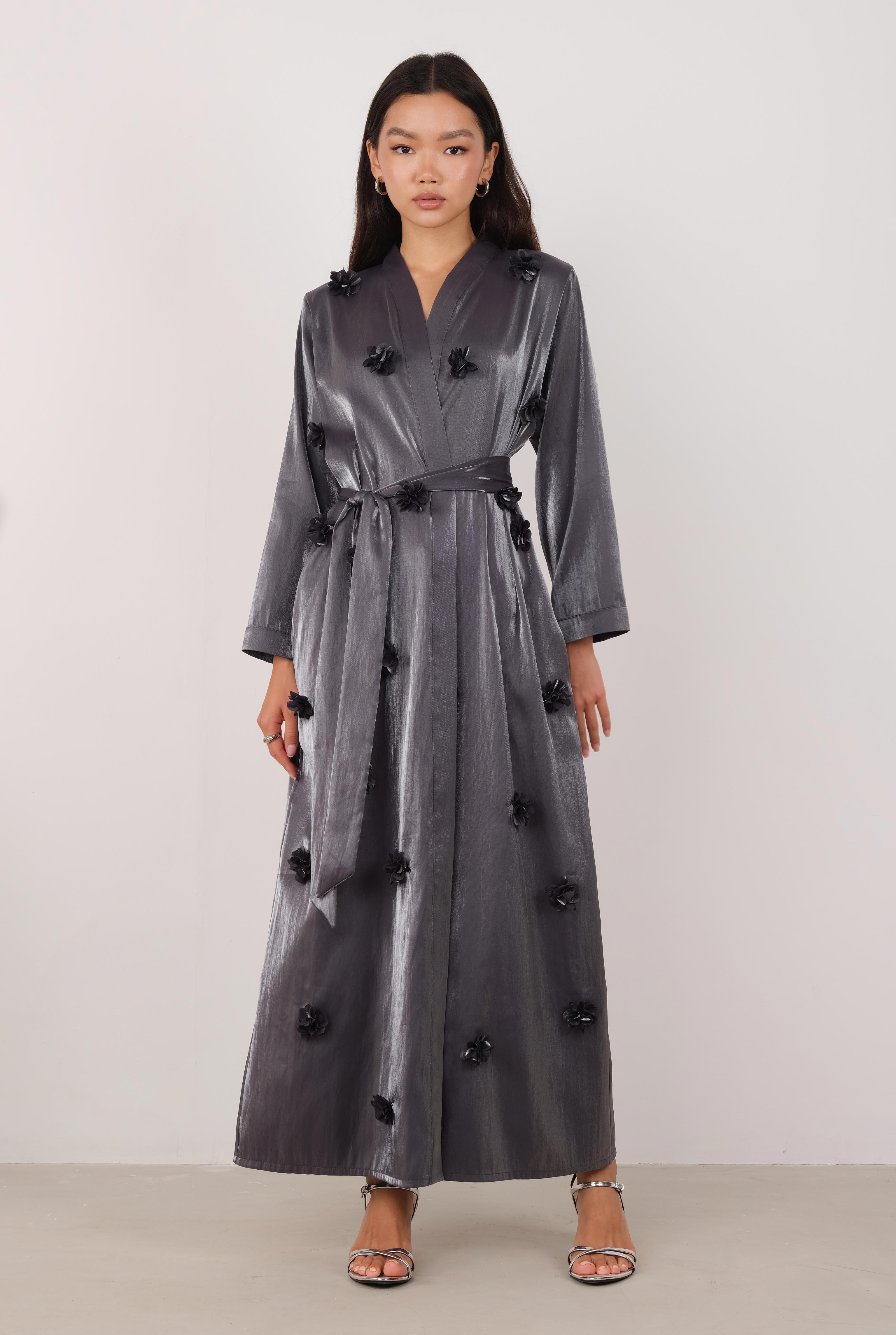 Çiçekli Aplikeli Abaya Siyah - HE-QA