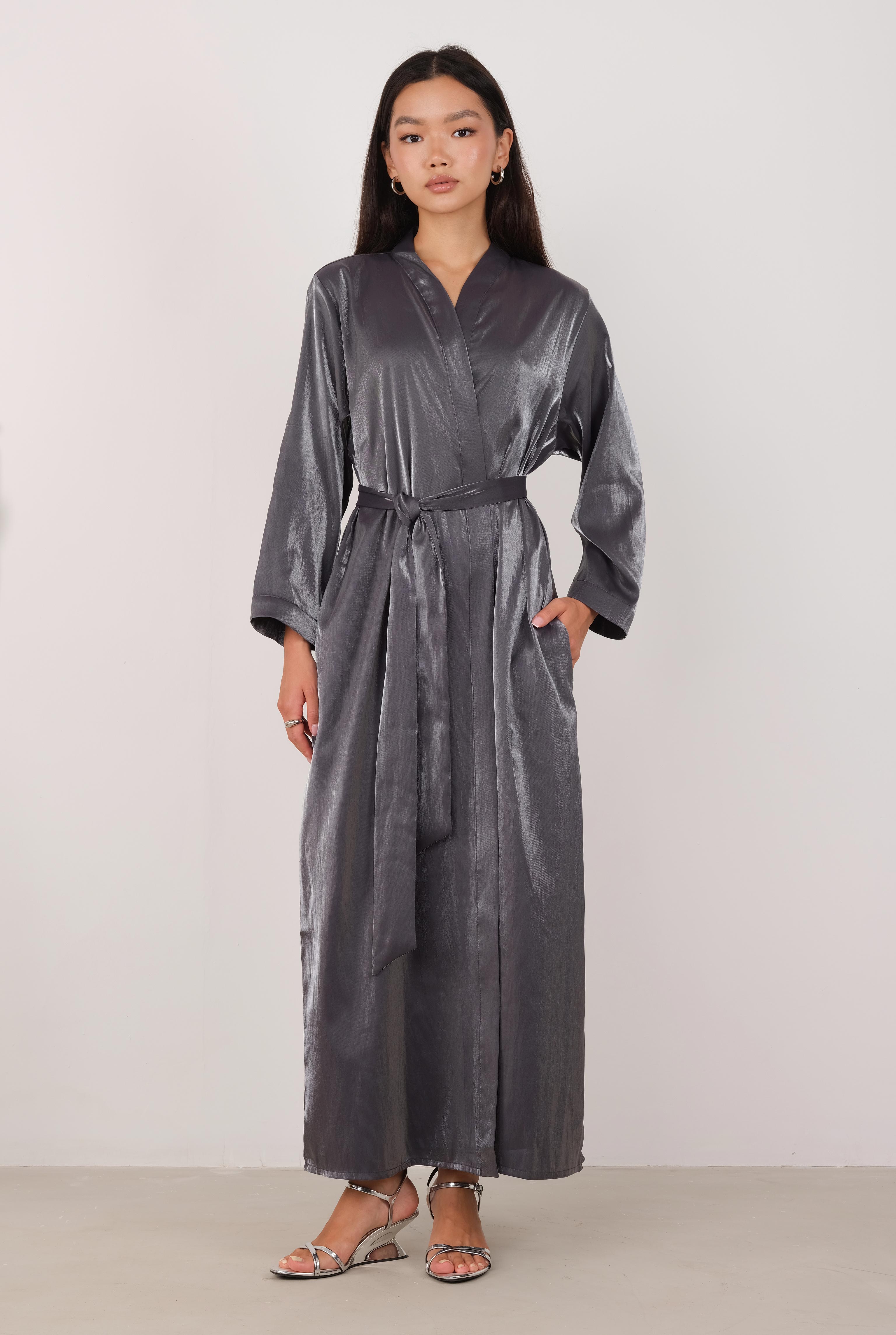 Pearlescent Abaya Black - 4