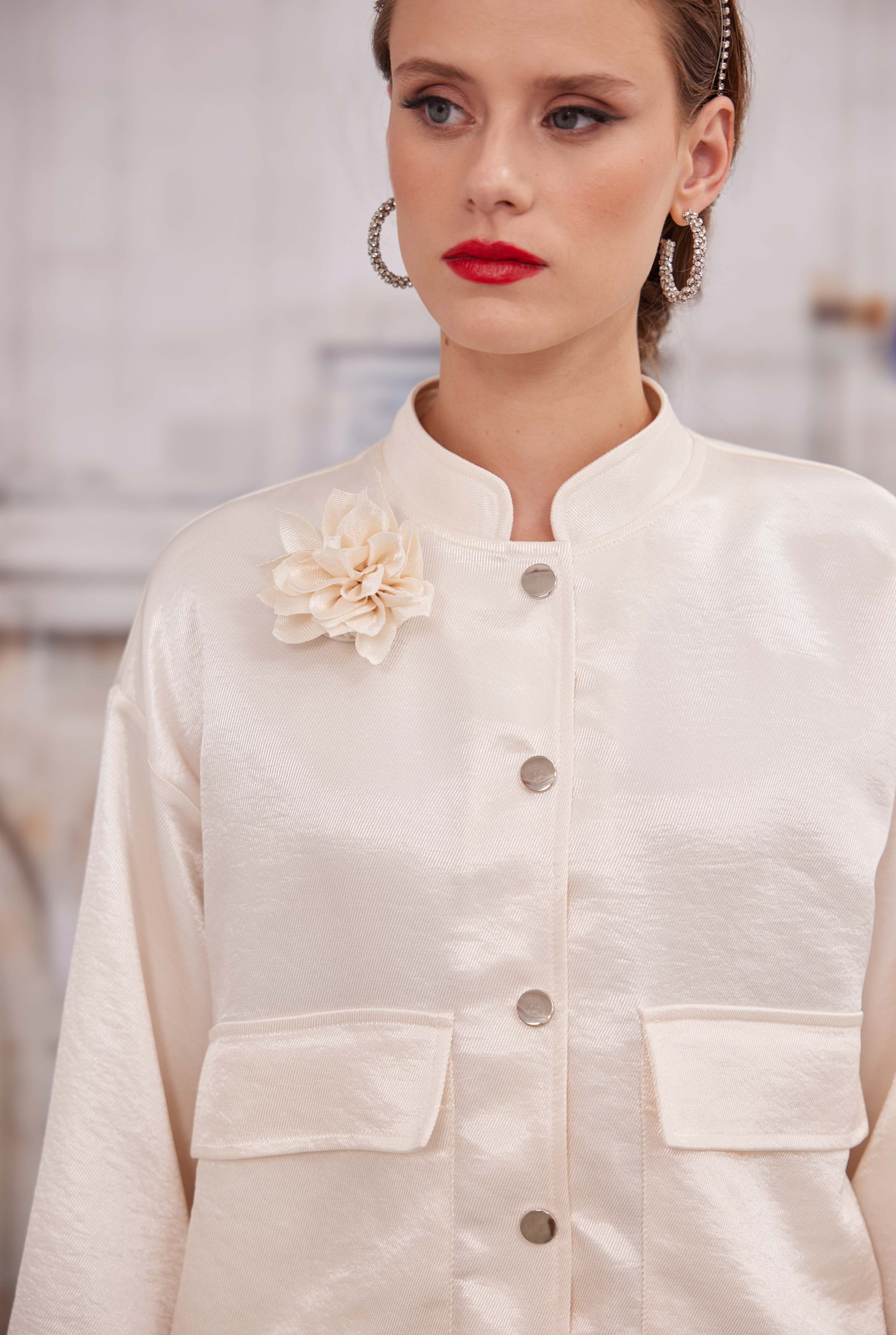 Brooch Detailed Bomber Jacket Bone - 8