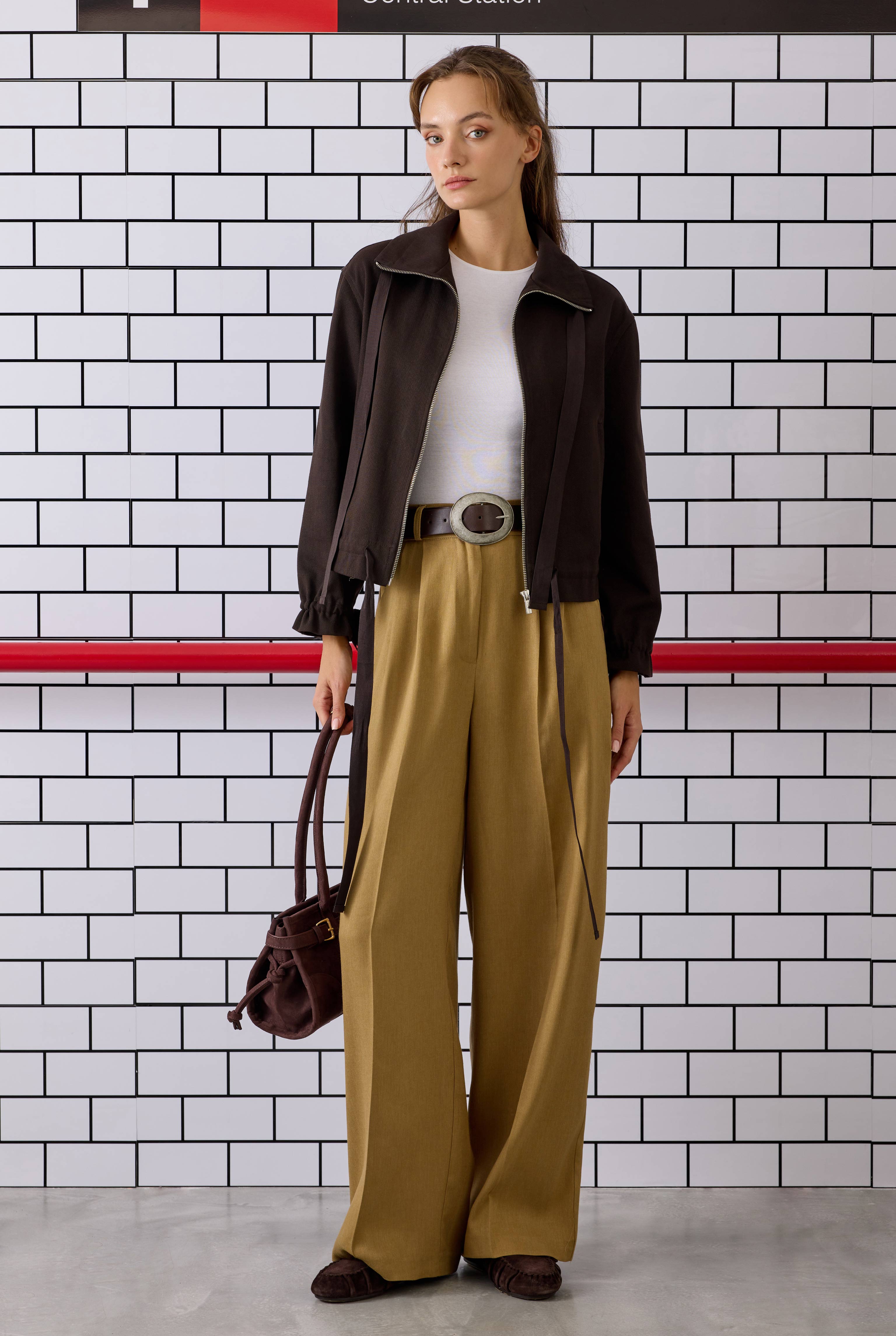 Pleated Detail Palazzo Trousers Camel - 3