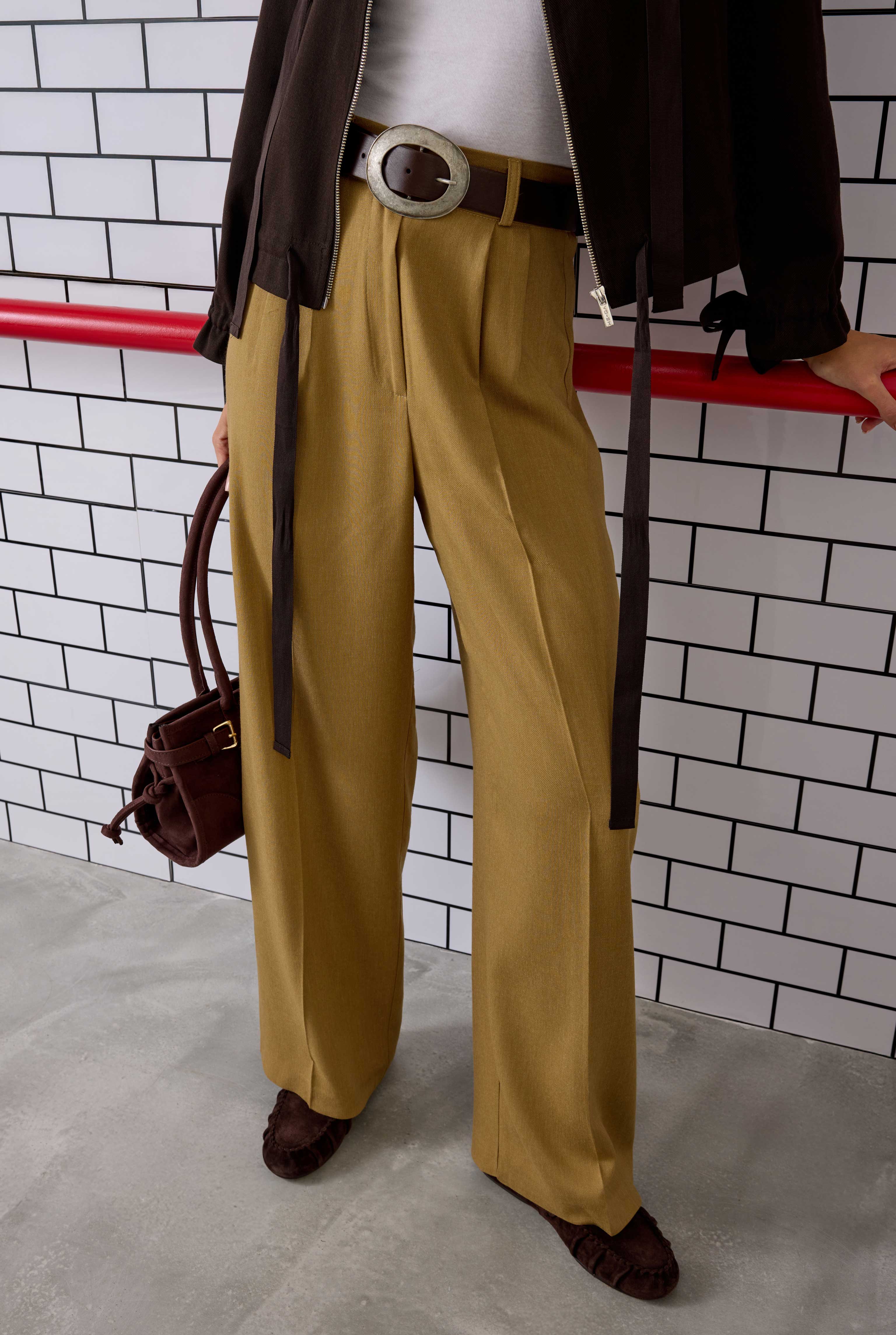 Pleated Detail Palazzo Trousers Camel - 4