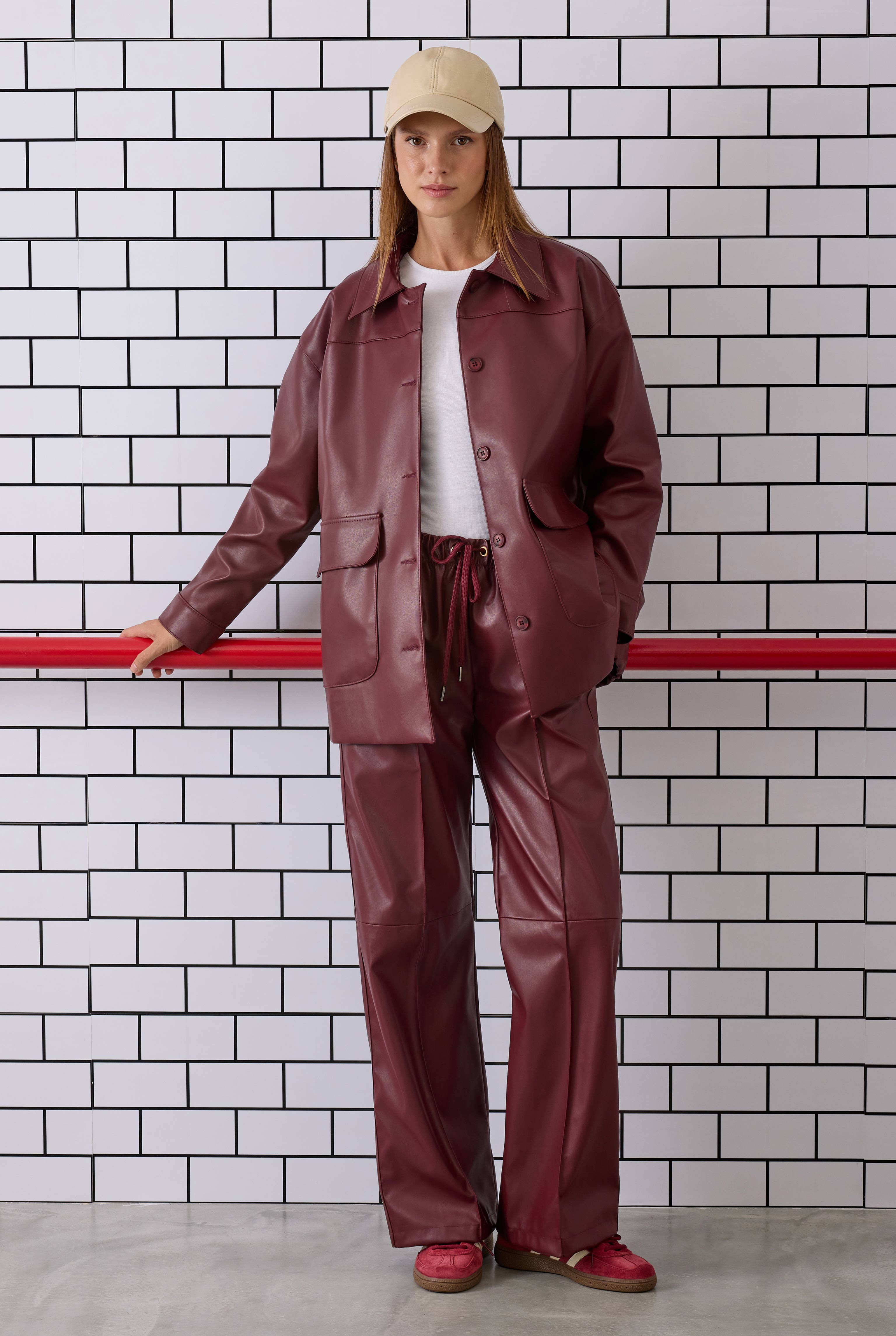 Sport Cut Leather Jacket Bordeaux - 6