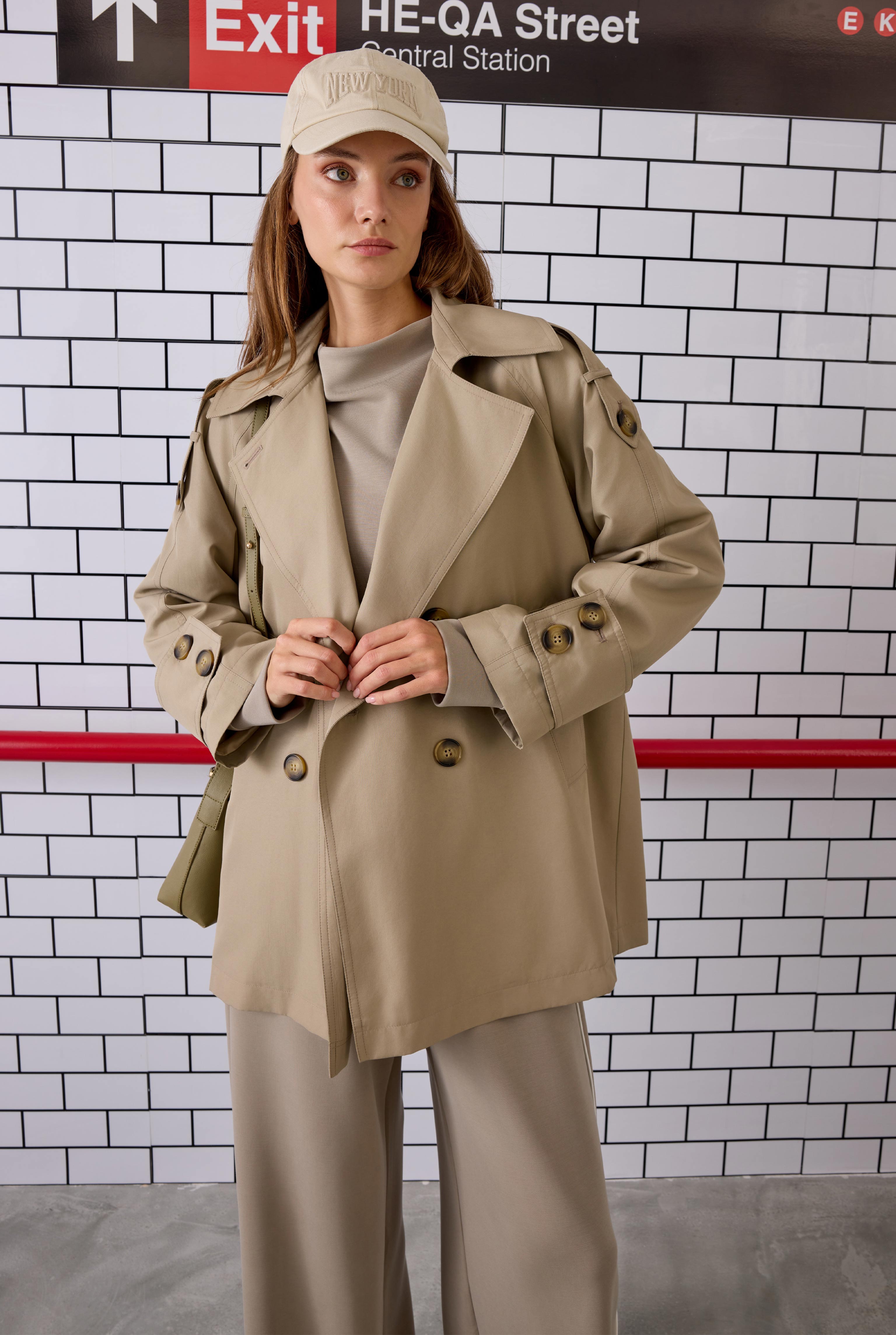 Double Breasted Trenchcoat Matt Mink - 1