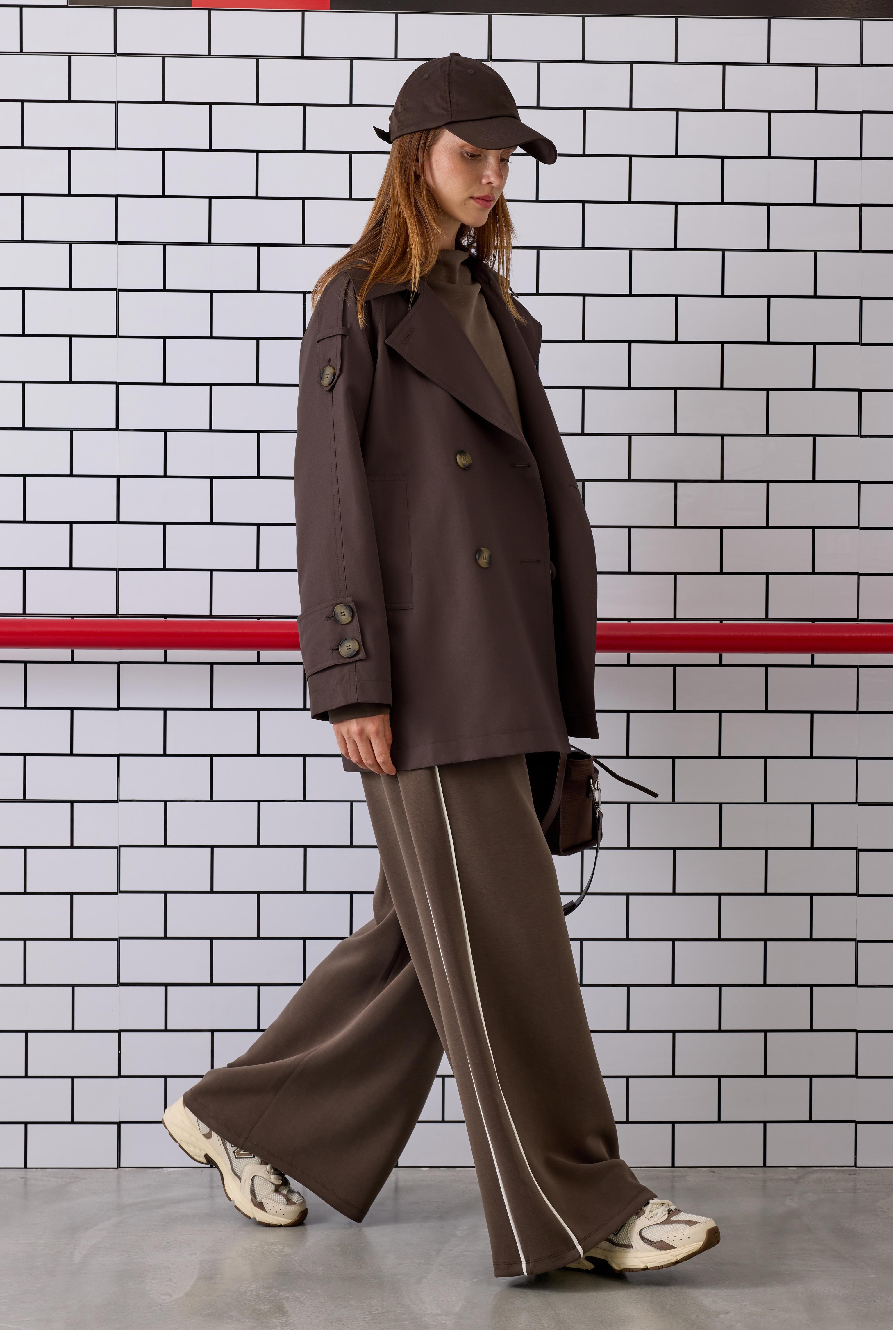 Double Breasted Trenchcoat Dark Brown - 3