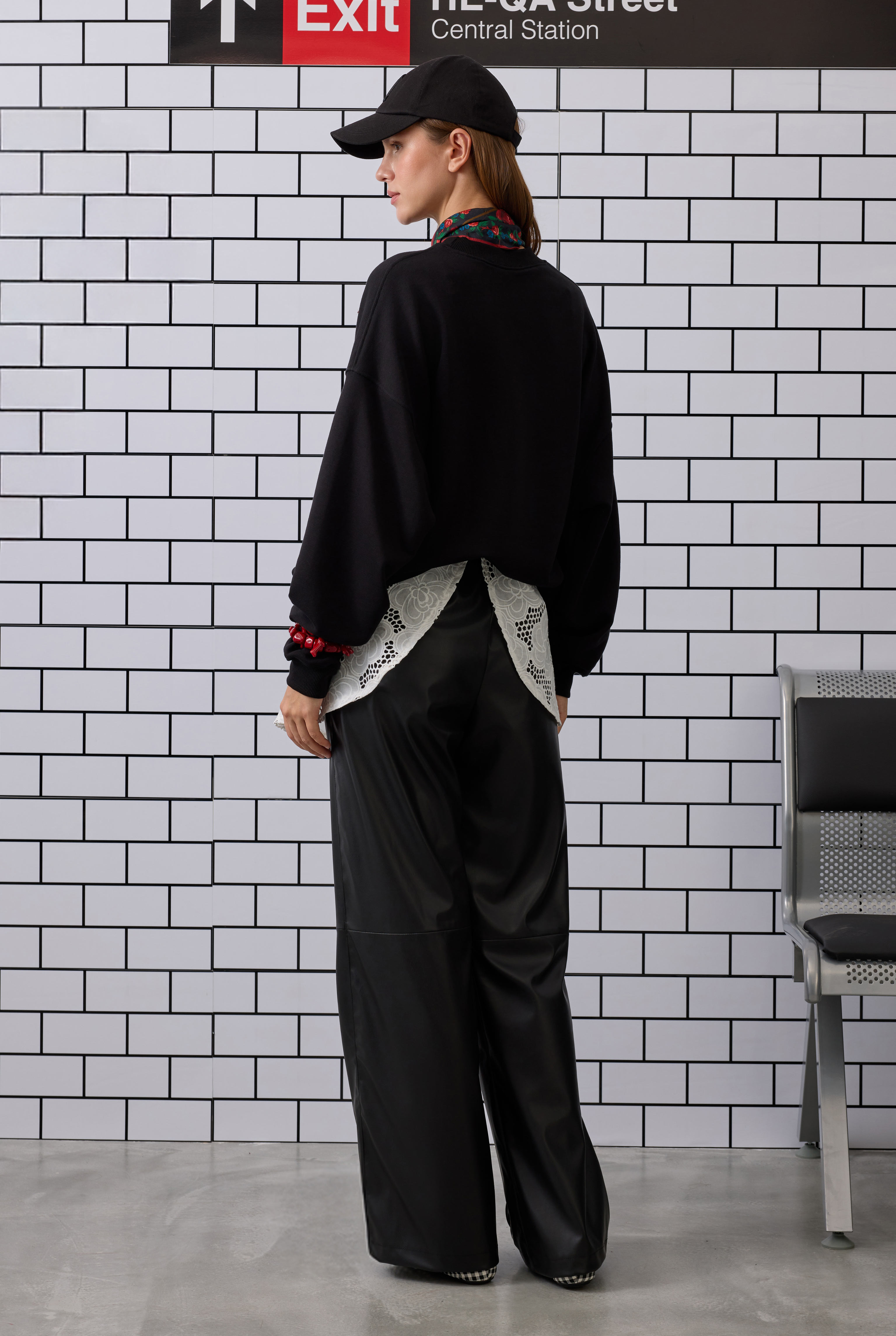 Relaxed-fit Leather Trousers Black - 3