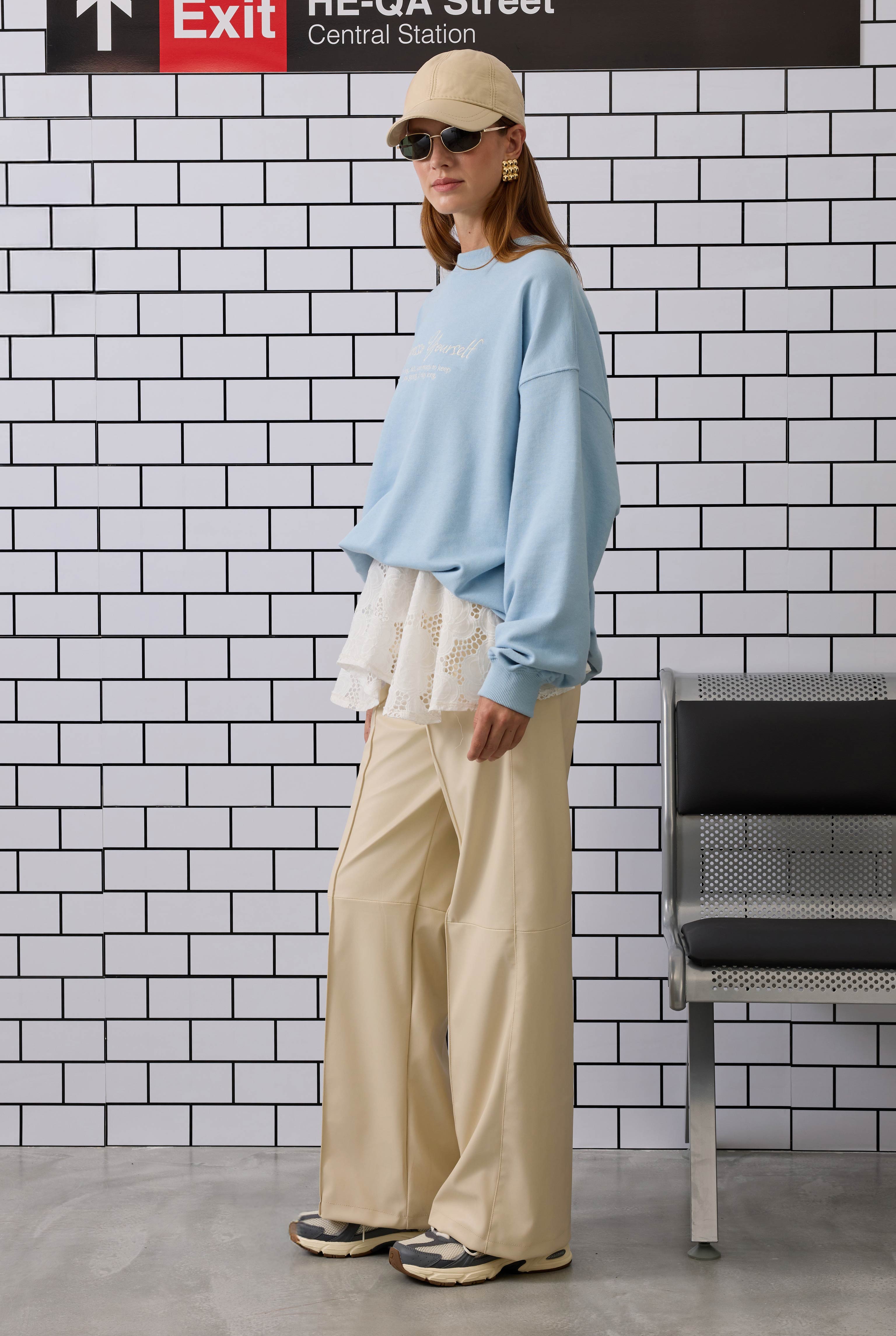 Embroidered Sweatshirt Baby Blue - 4