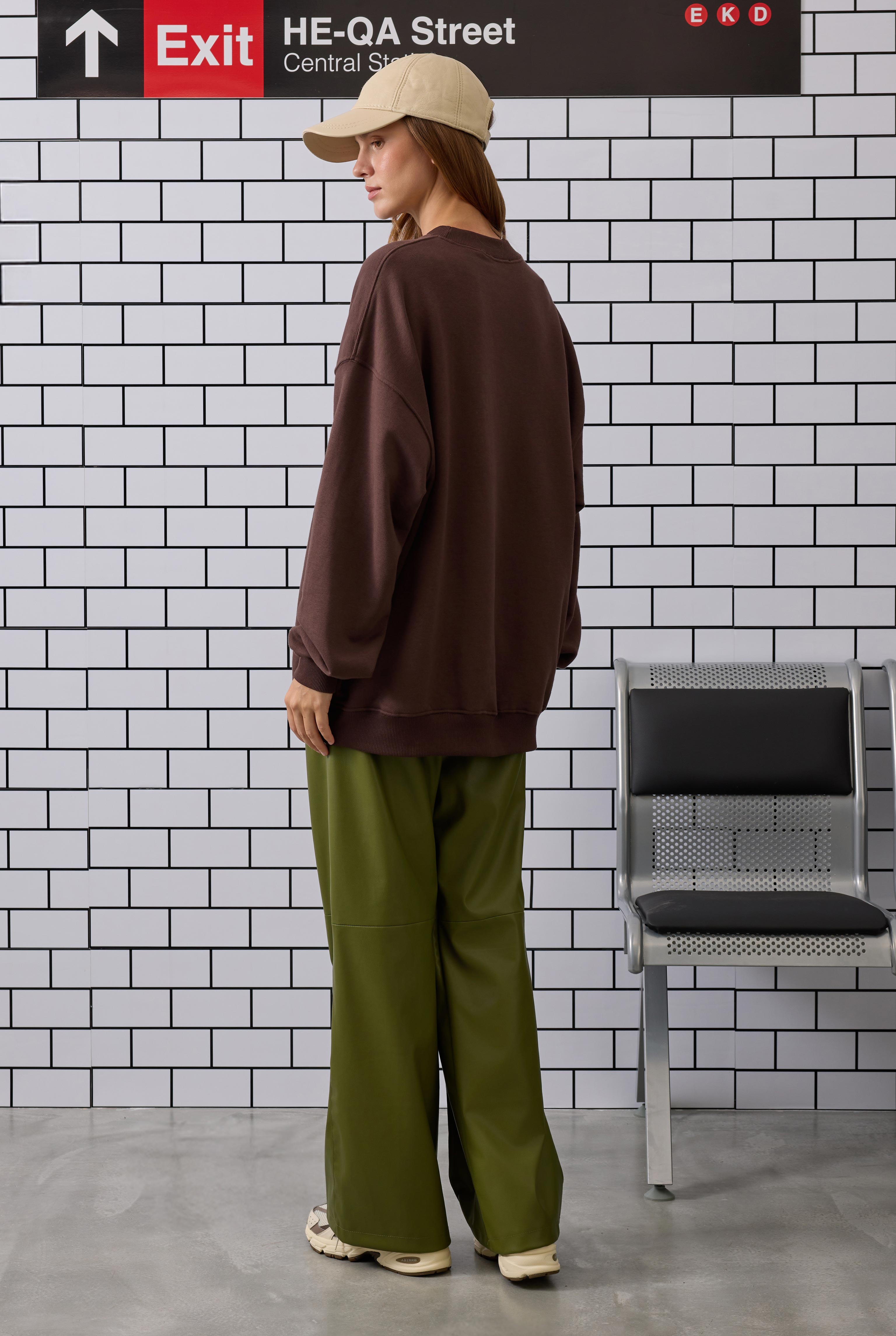 Embroidered Sweatshirt Dark Brown - 5