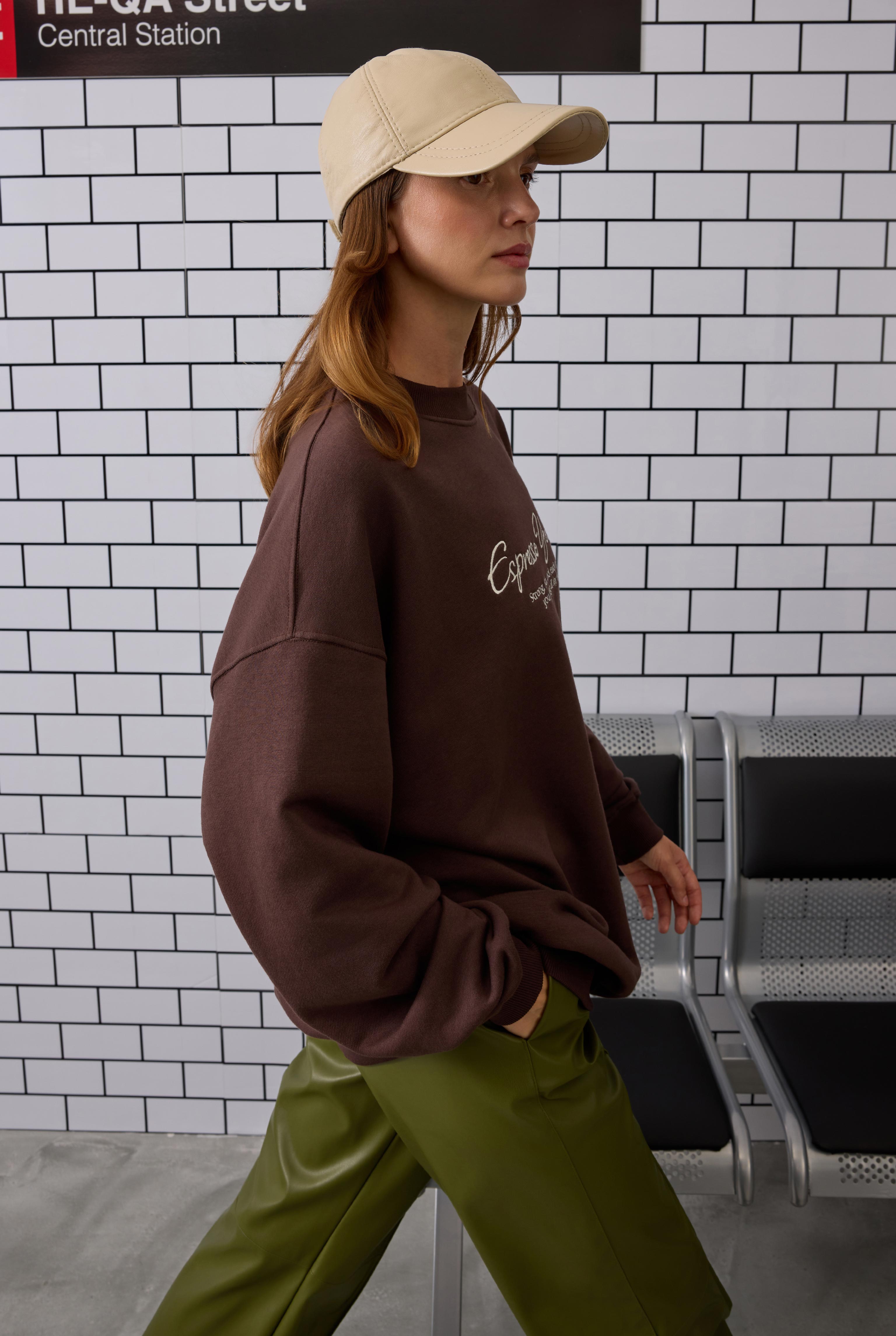 Embroidered Sweatshirt Dark Brown - 4