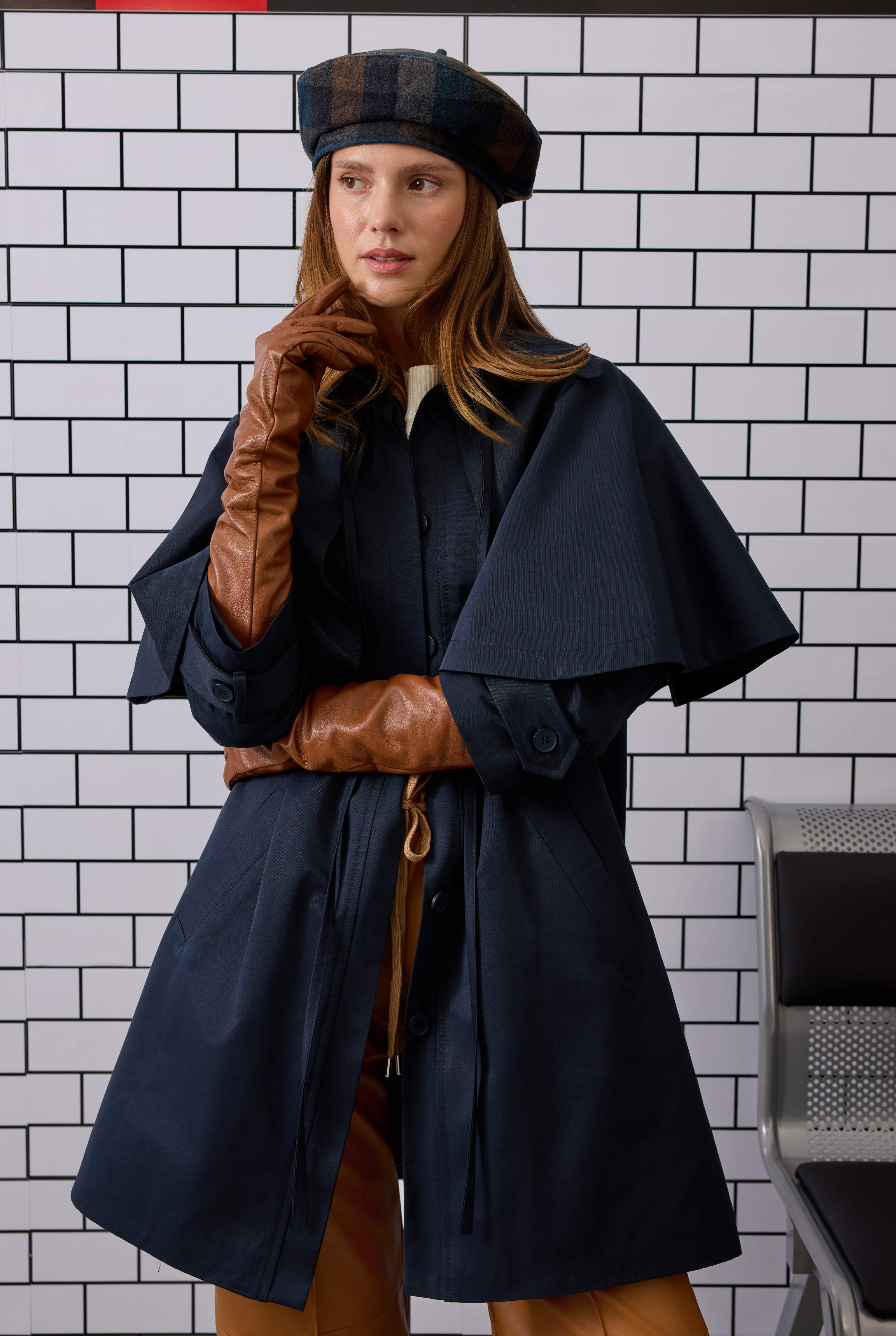 100% Leather Long Gloves Tan - 7
