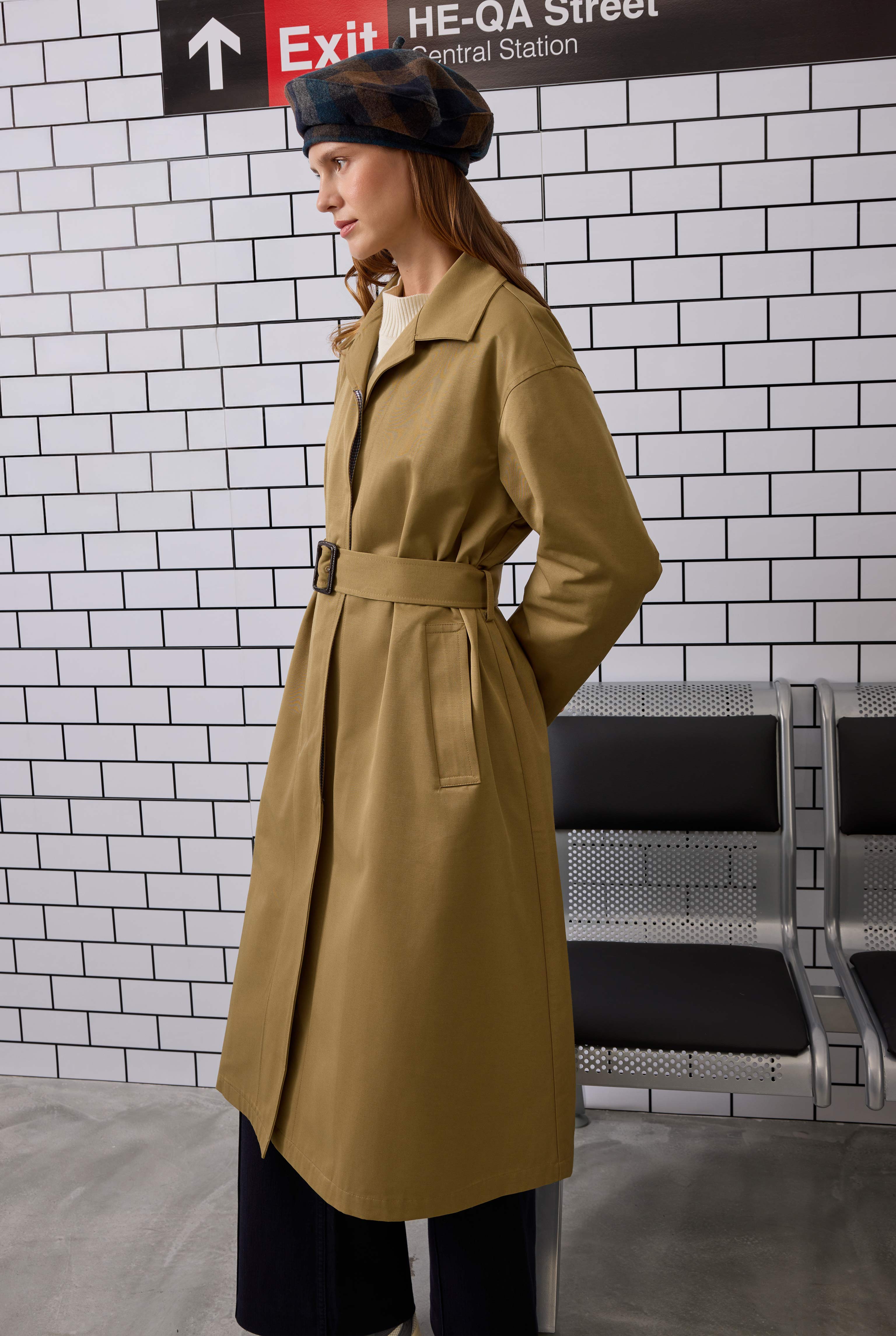 Minimal Trenchcoat Olive - 3
