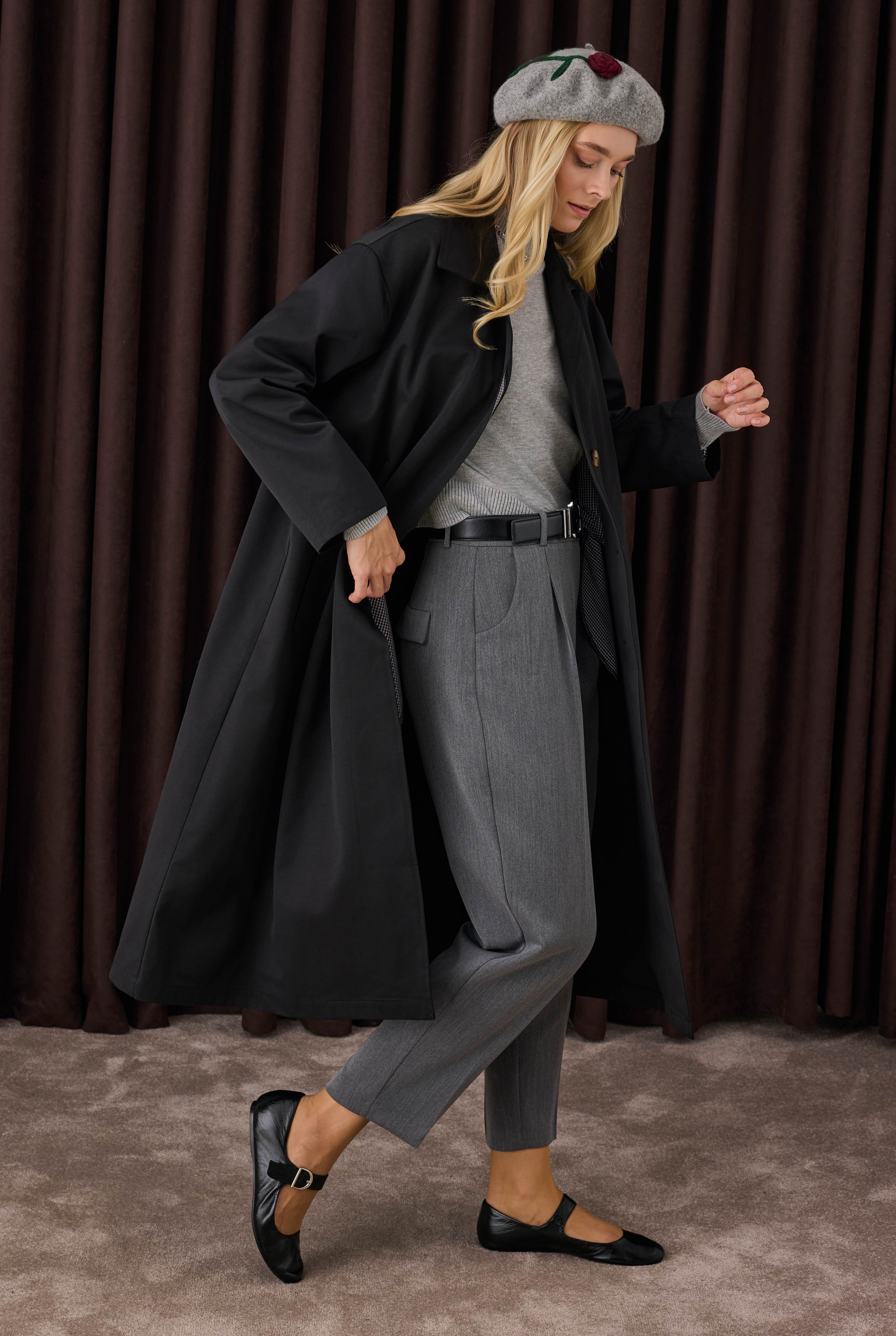 Minimal Trenchcoat Black - 6