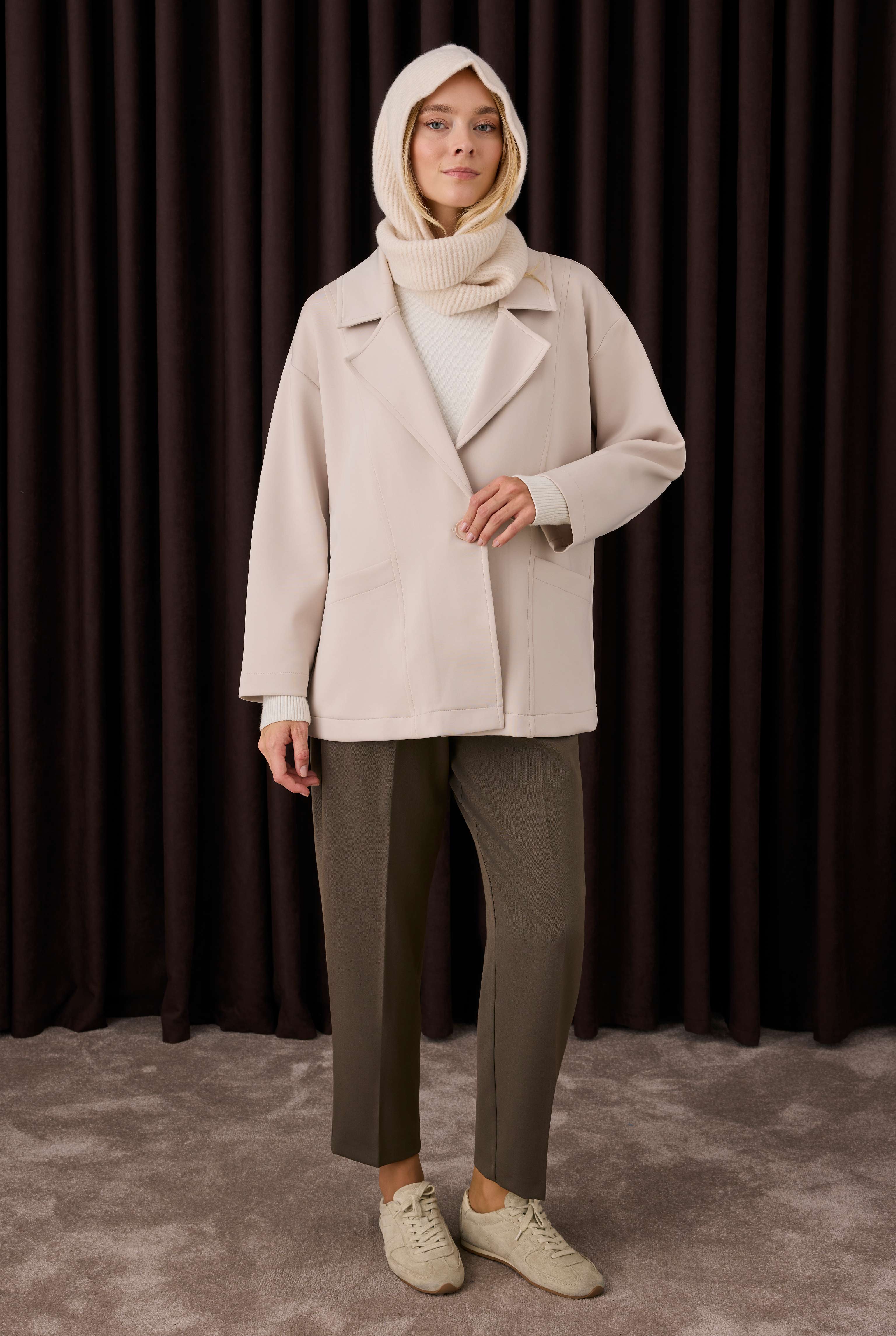 Masculine Scuba Jacket Beige - 2