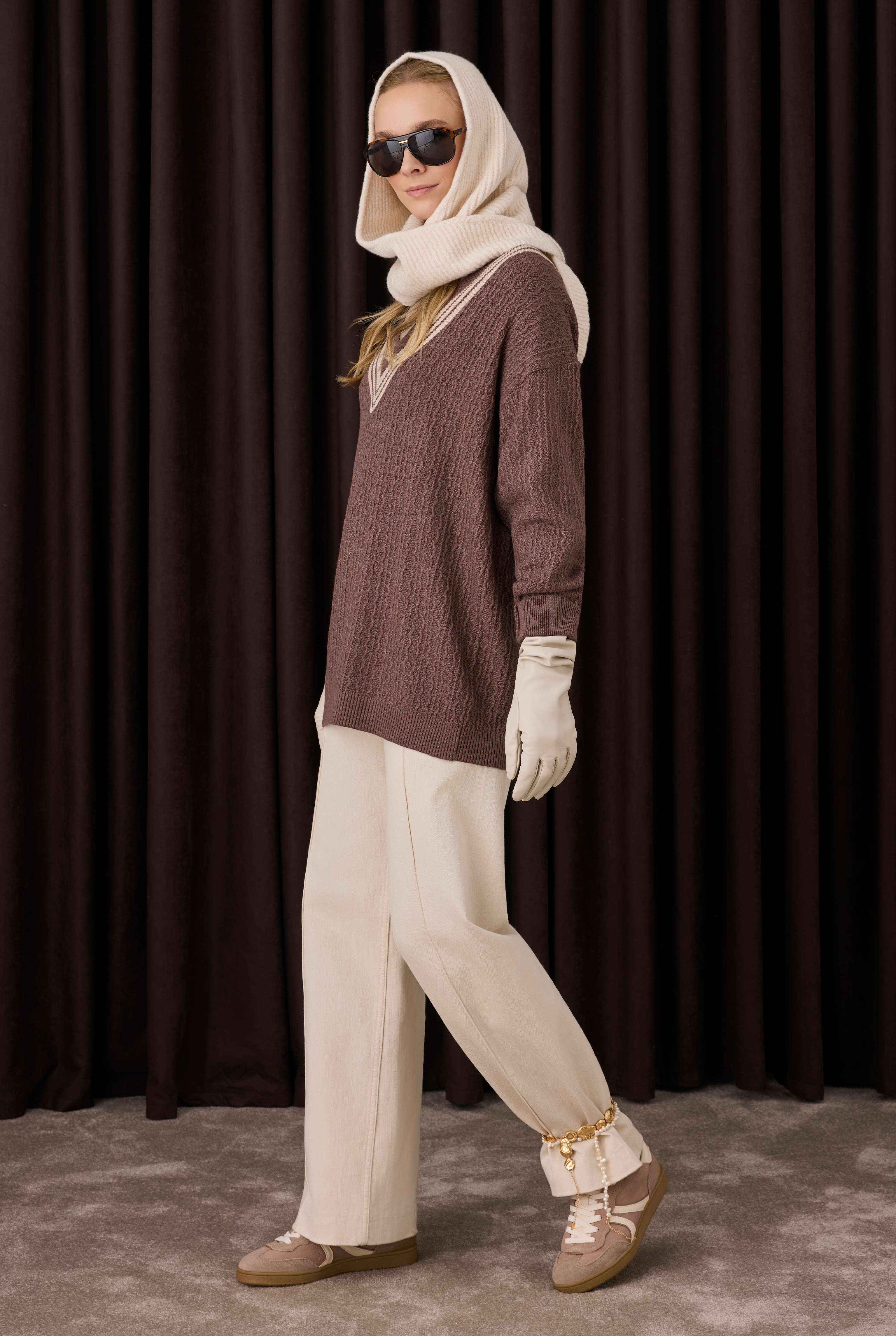 V Collared Textured Knitwear Brown - 5