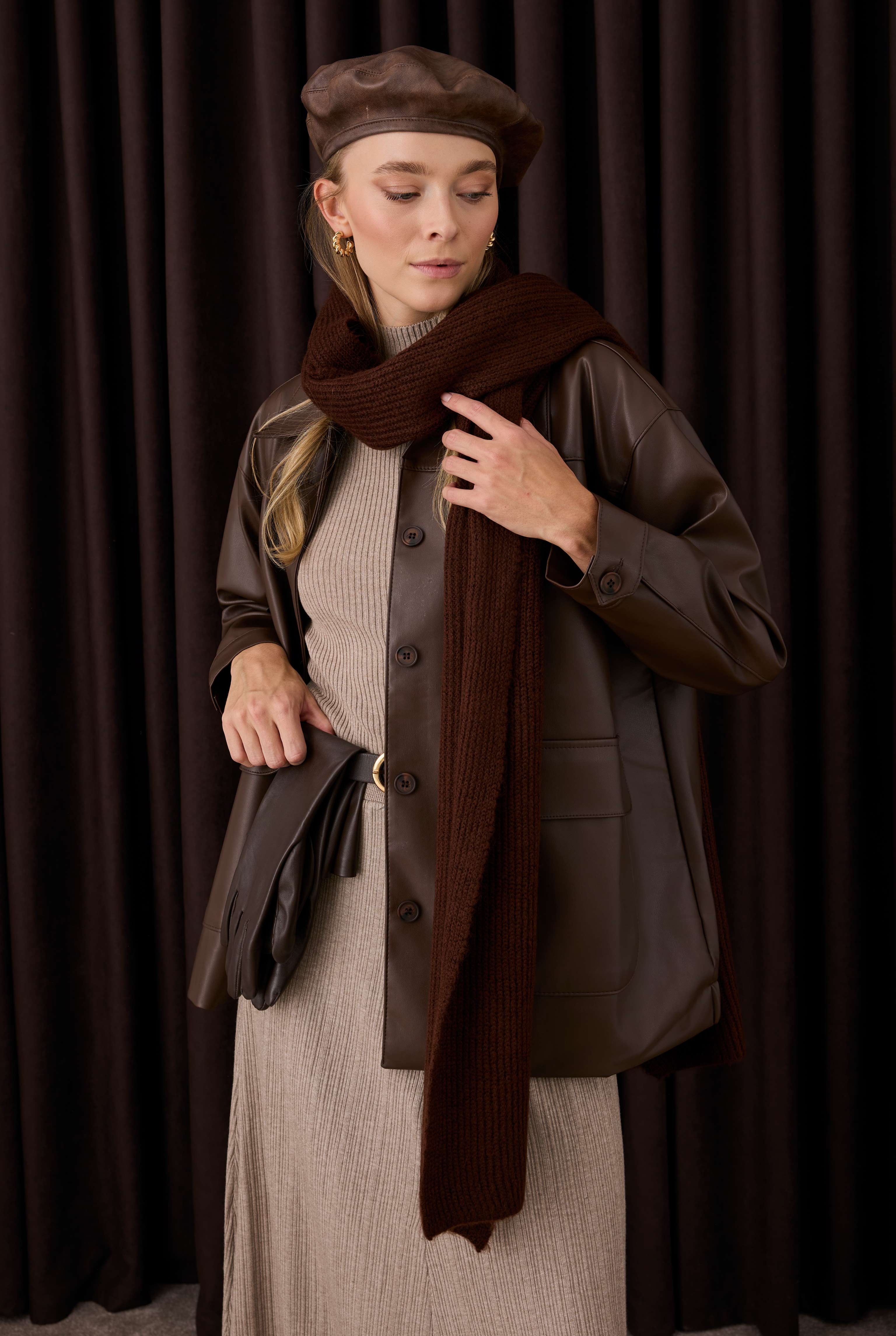 Knitted Kerchief Brown - 4