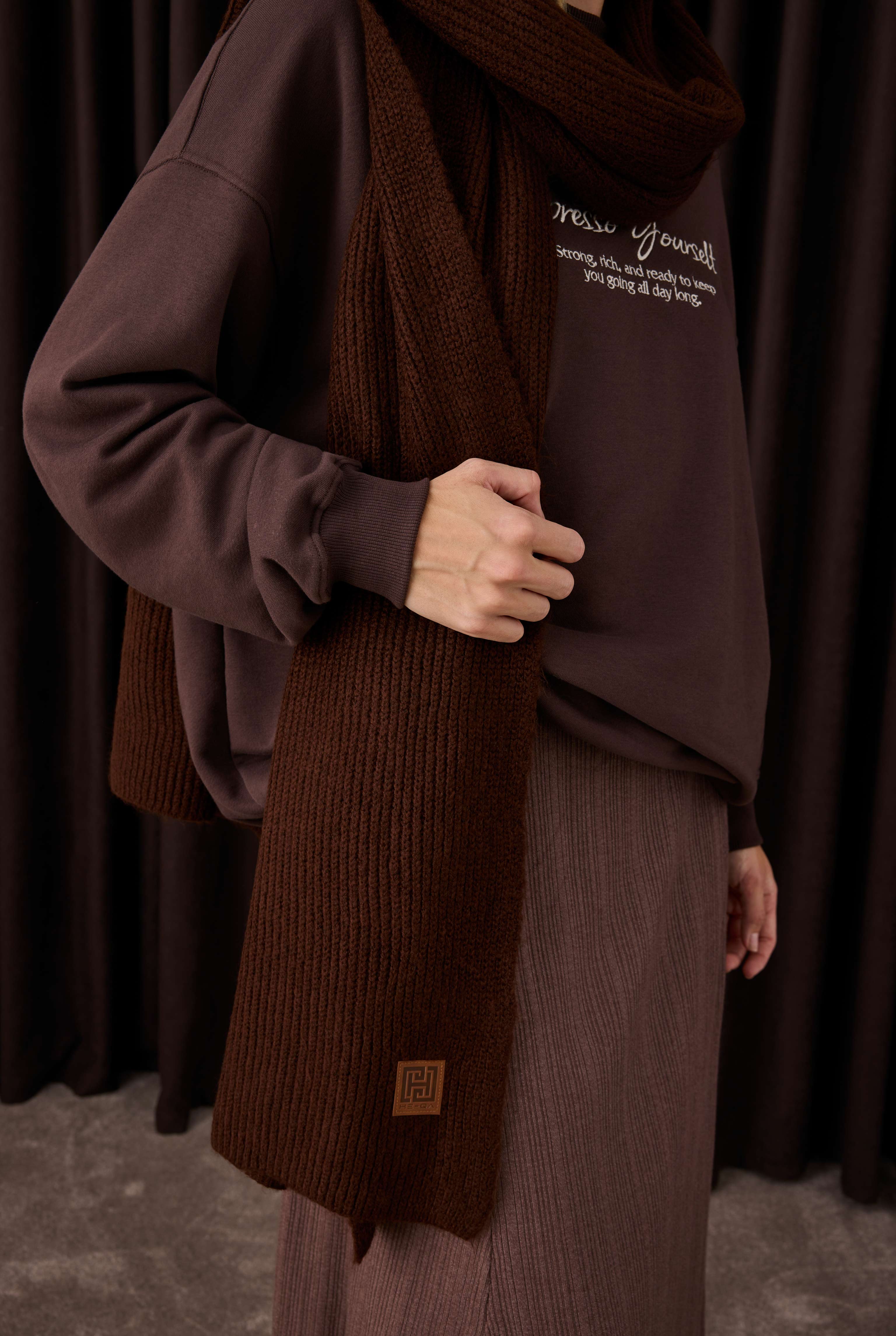 Knitted Kerchief Brown - 5