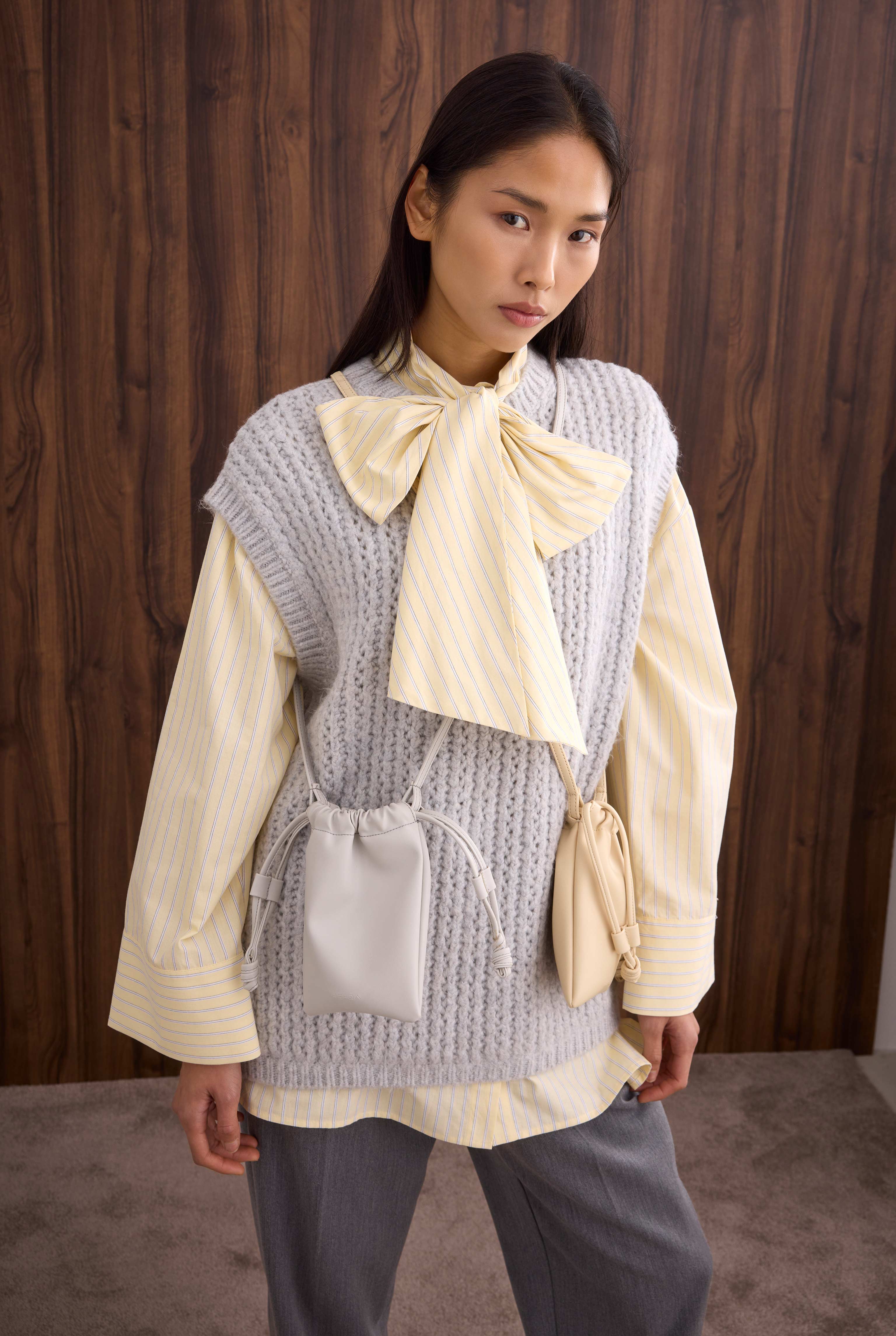 Crewneck Sweater Vest Light Gray - 2
