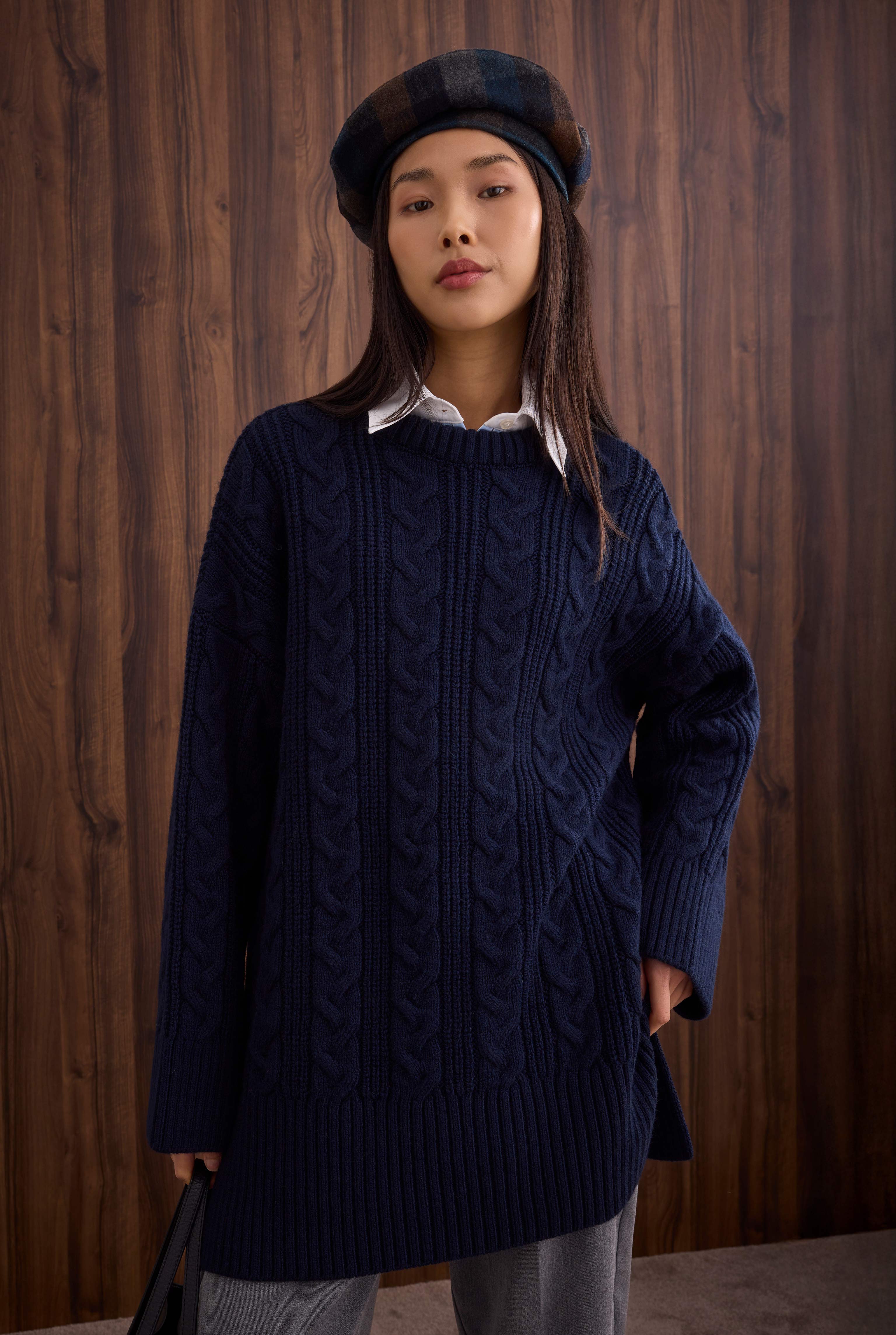 Long Knitted Sweater Navy Blue - 4