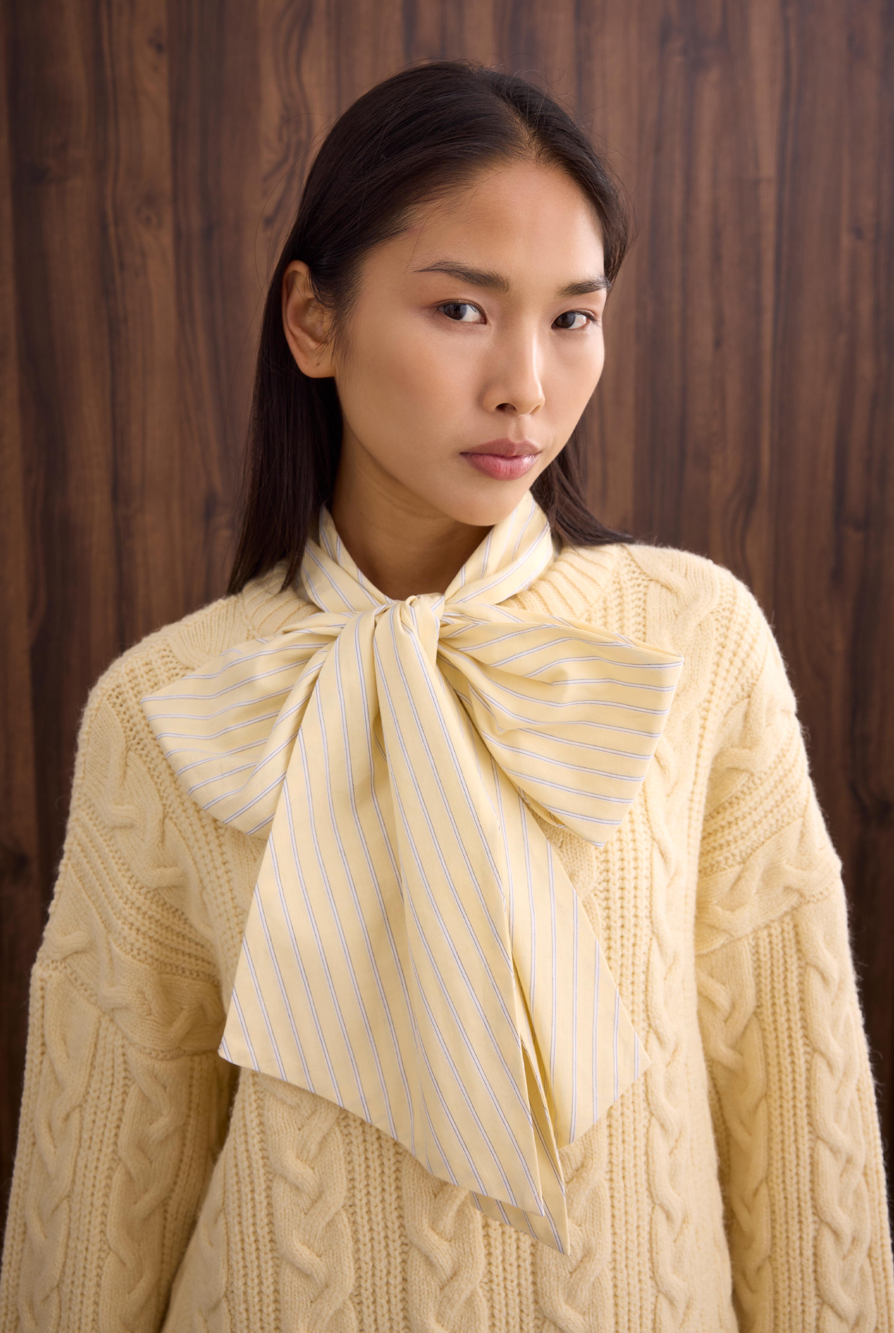 Long Knitted Sweater Butter Yellow - 4