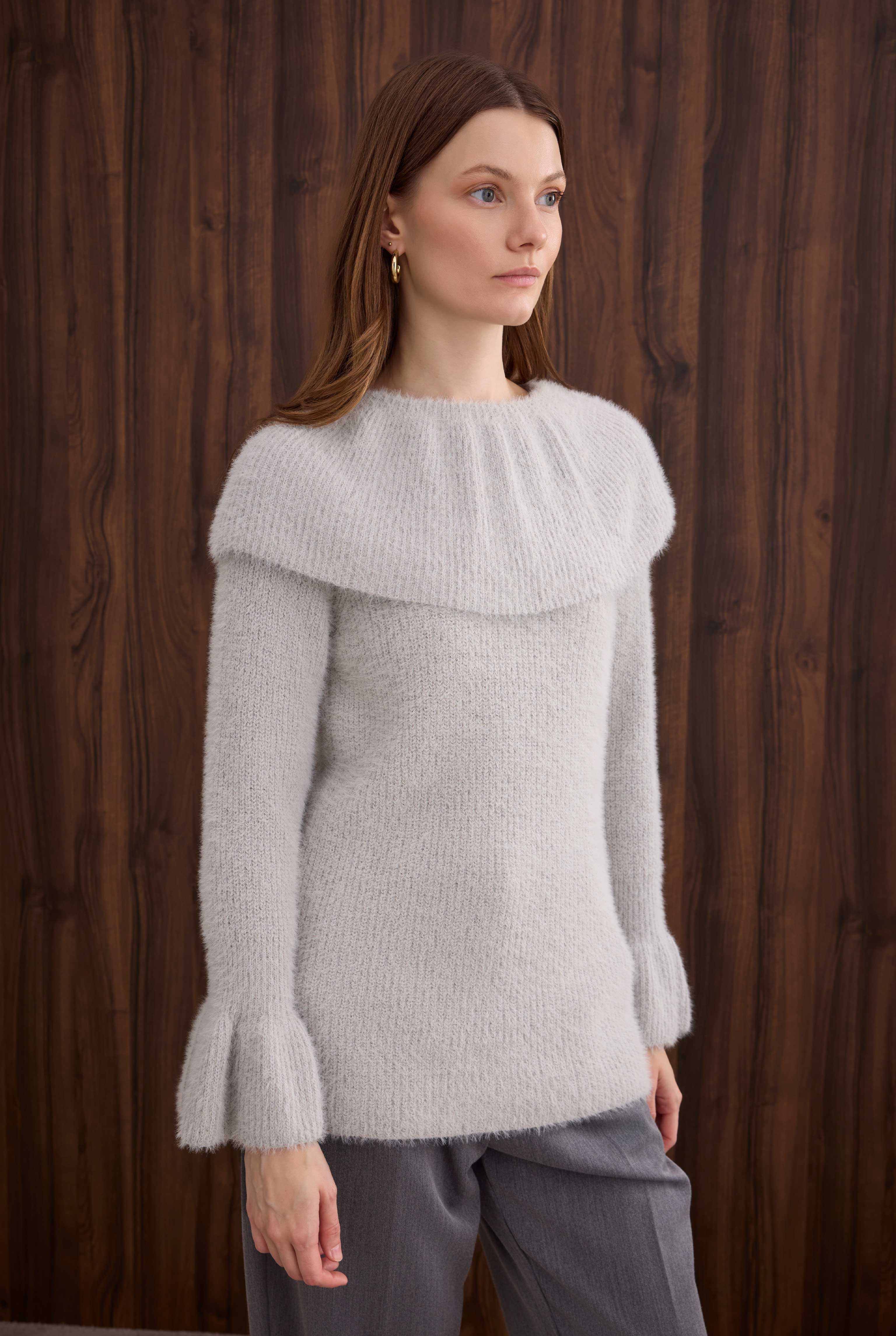 Collar Detailed Sweater Fume - 4