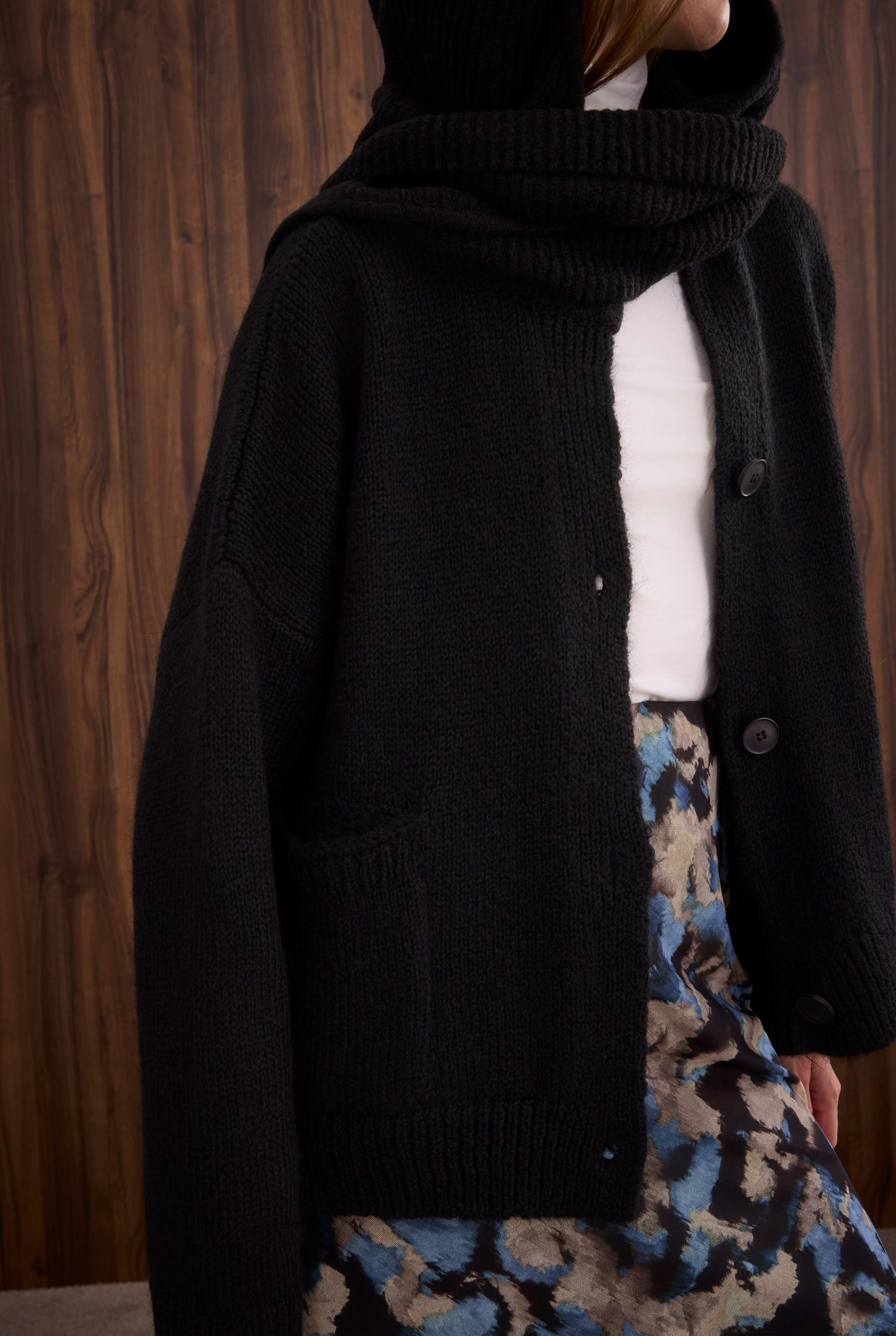 Short Alpaca Cardigan Black - 3